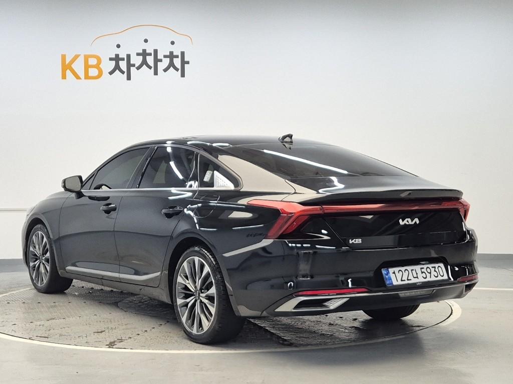 2023 KIA K8 