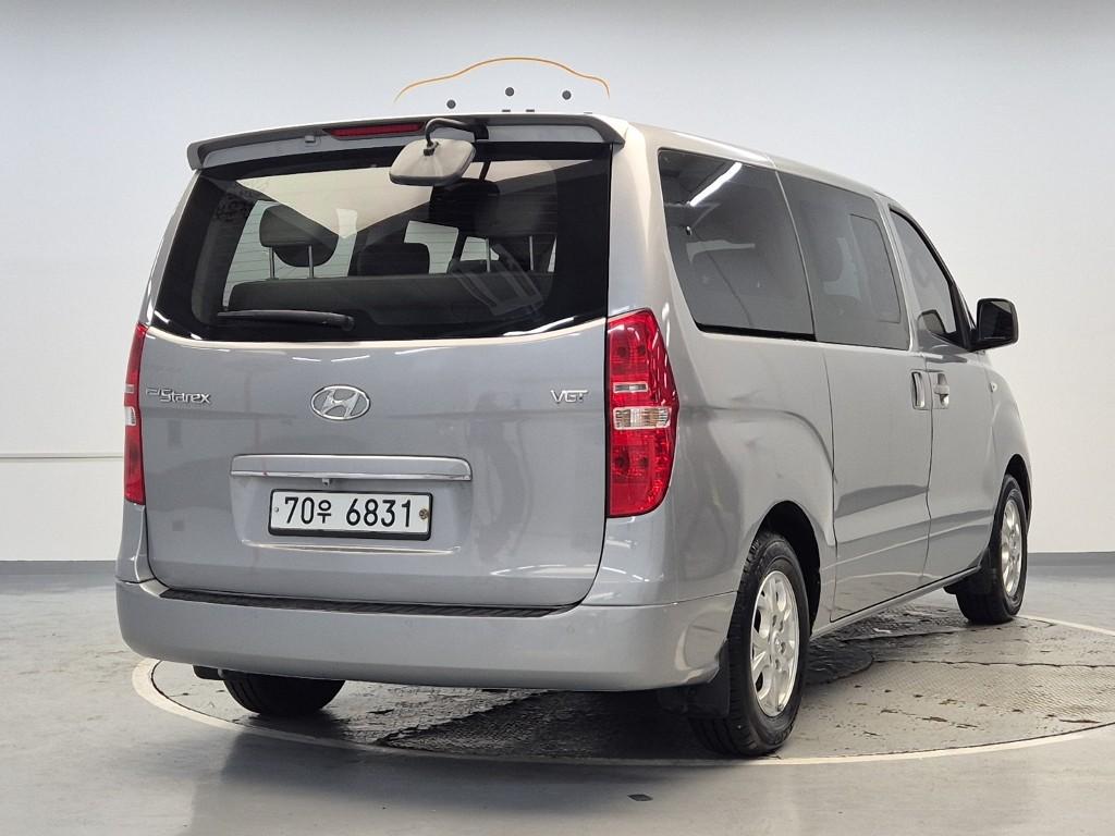 2015 HYUNDAI GRAND STAREX 