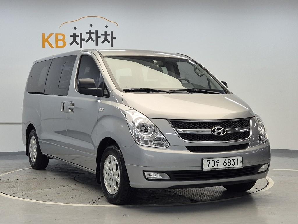 2015 HYUNDAI GRAND STAREX 