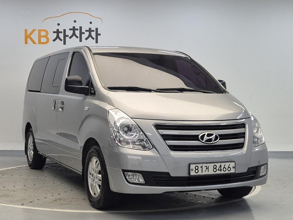 2016 HYUNDAI GRAND STAREX 