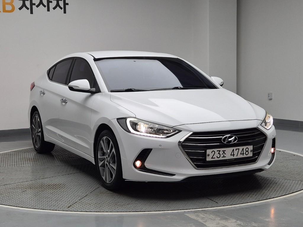 2018 HYUNDAI AVANTE AD 