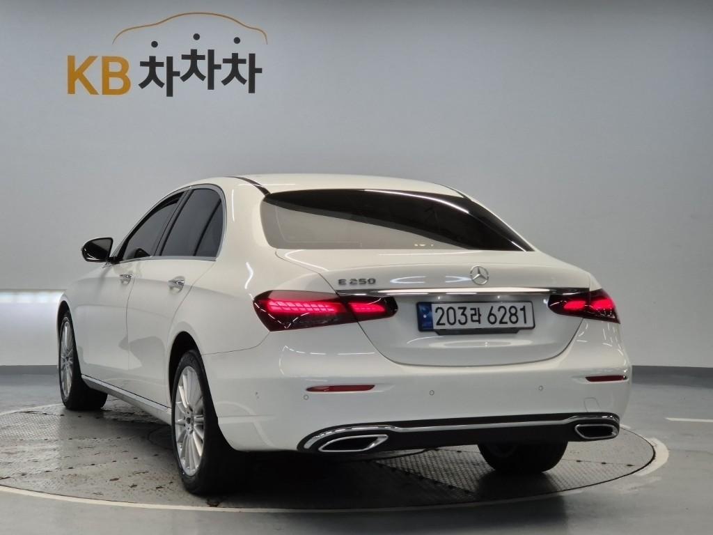 2023 BENZ E CLASS (5Gen) 