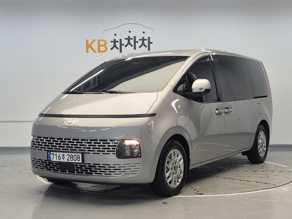 2025 HYUNDAI STARIA 