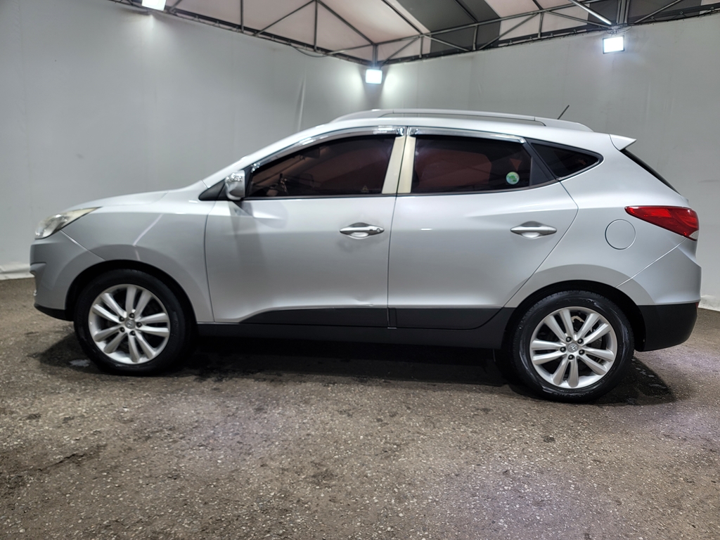 2010 HYUNDAI TUCSON ix Diesel R20 2WD LX20 Premier