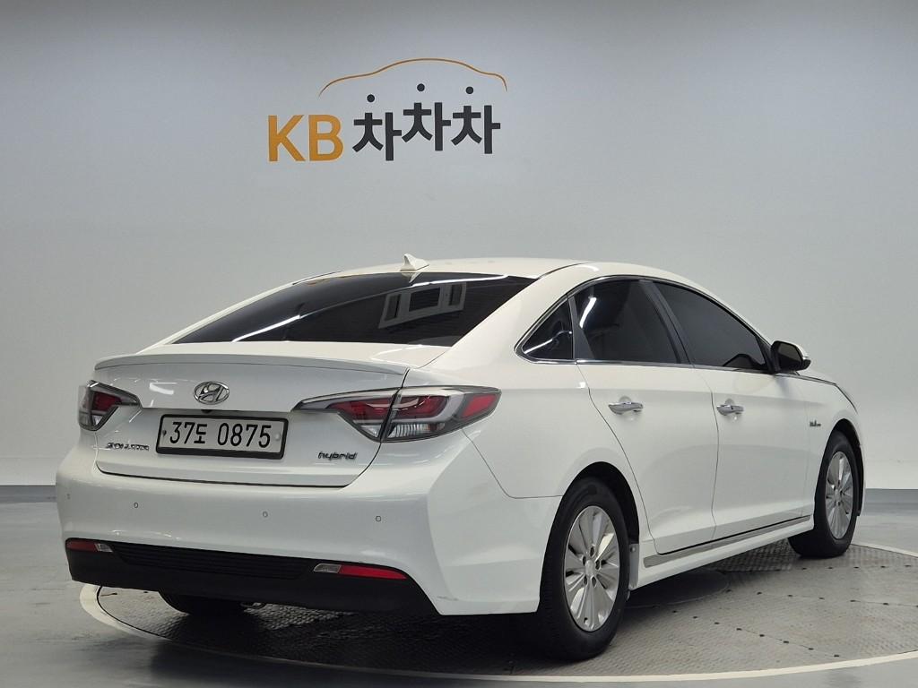 2016 HYUNDAI LF SONATA HYBRID 