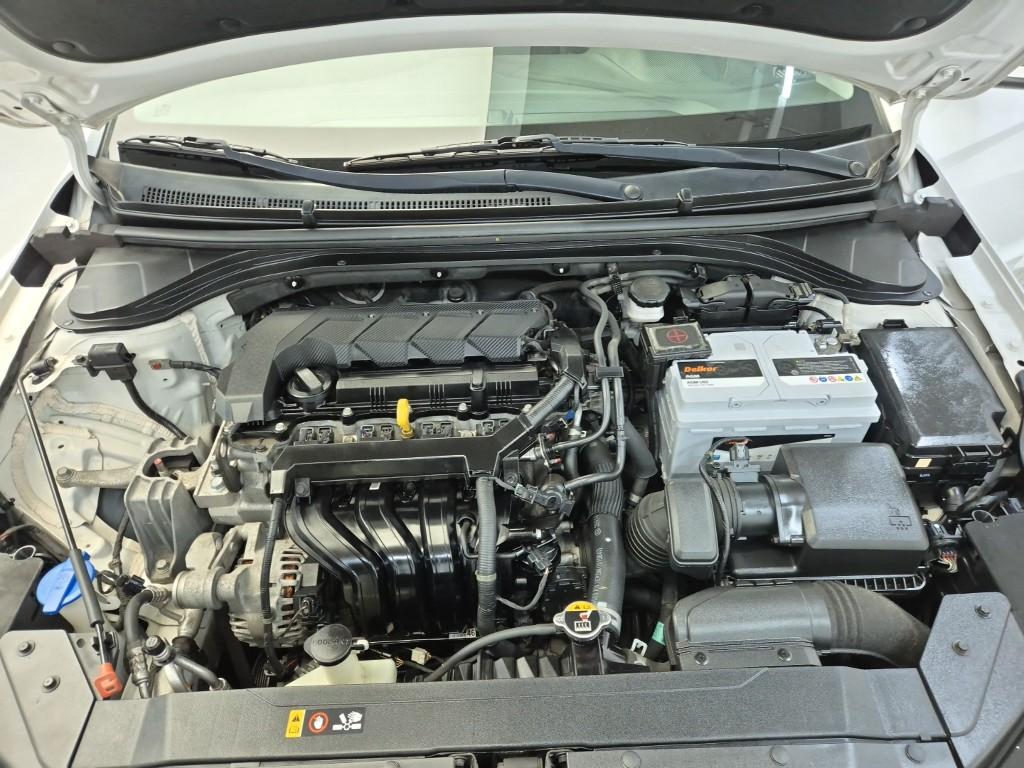 2019 HYUNDAI THE NEW AVANTE AD 