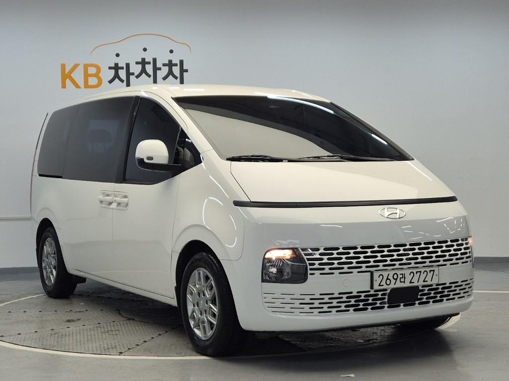 2022 HYUNDAI STARIA 
