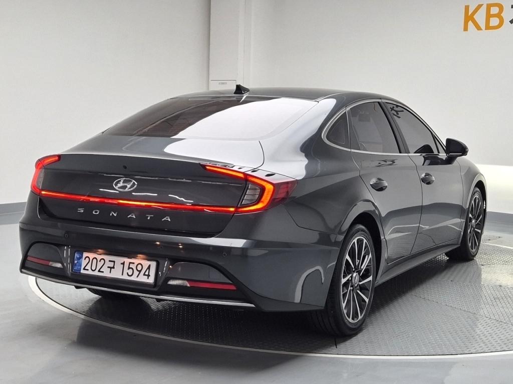 2021 HYUNDAI SONATA (DN8) 