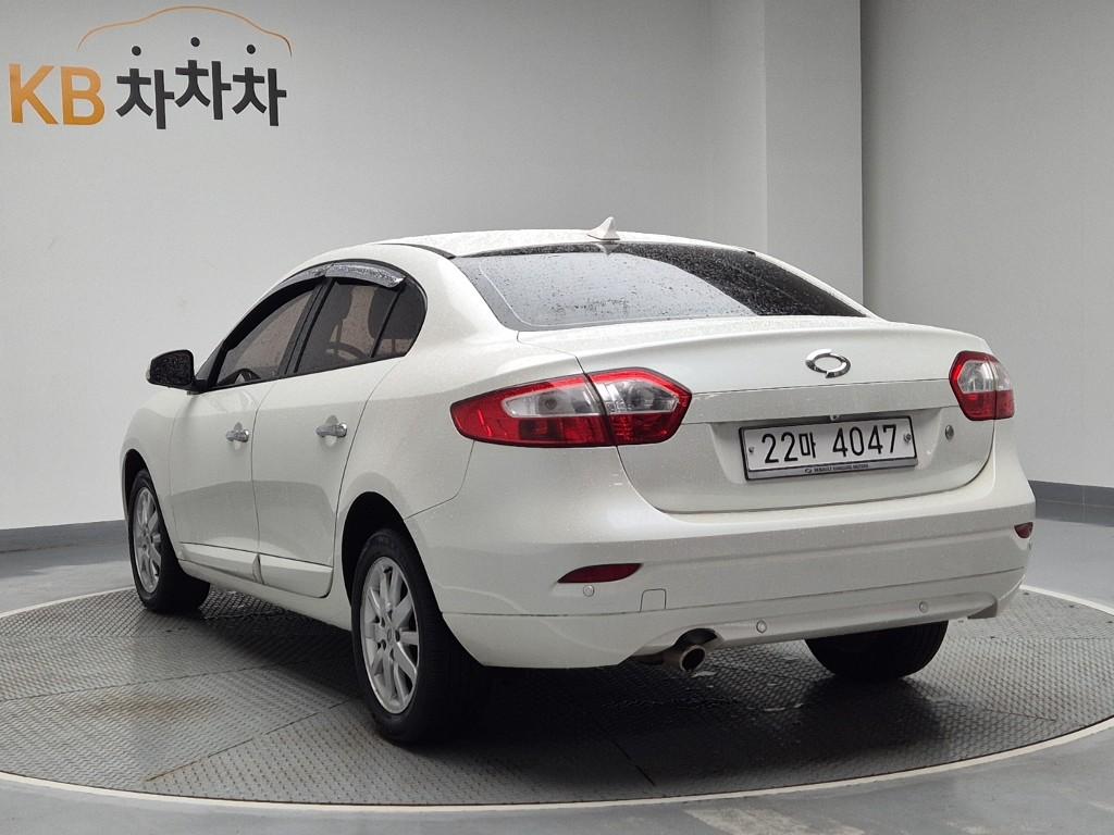 2011 RENAULT KOREA NEW SM3 