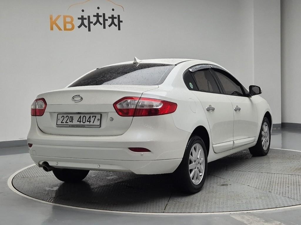 2011 RENAULT KOREA NEW SM3 