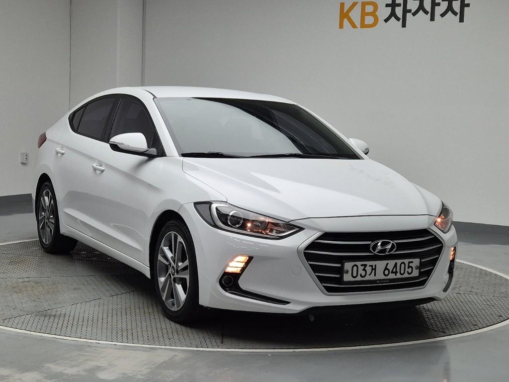 2017 HYUNDAI AVANTE AD 