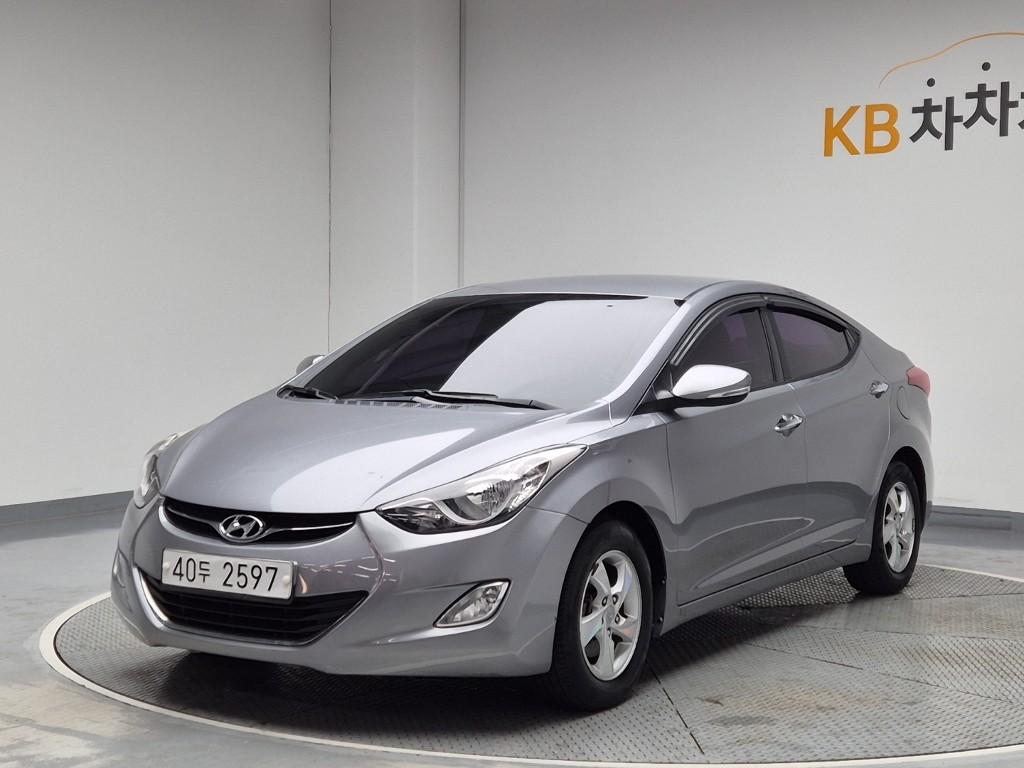 2013 HYUNDAI AVANTE MD 