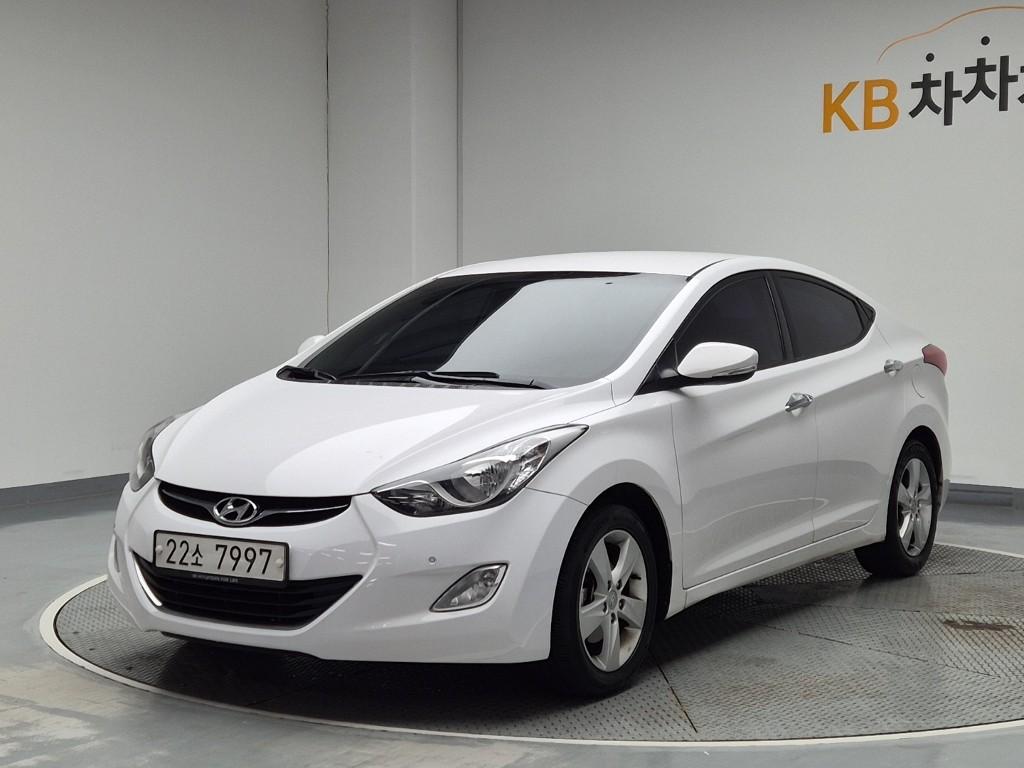 2013 HYUNDAI AVANTE MD 