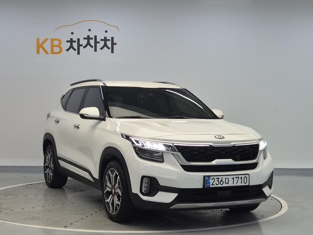 2022 KIA SELTOS 