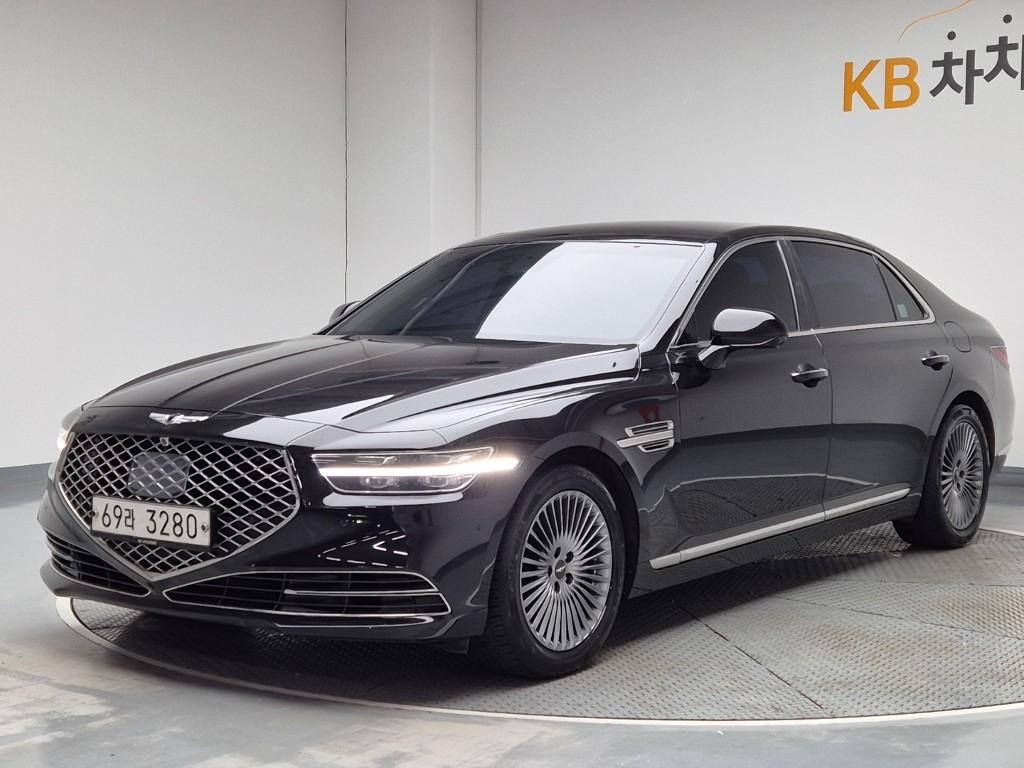 2019 GENESIS G90 
