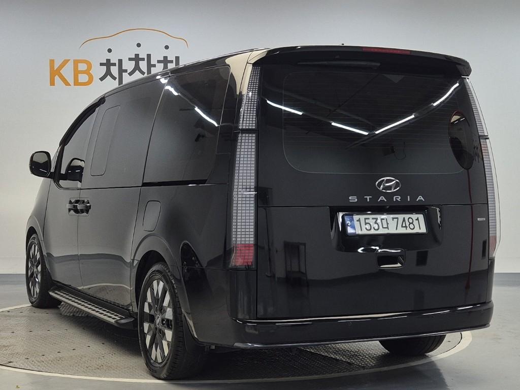 2024 HYUNDAI STARIA 