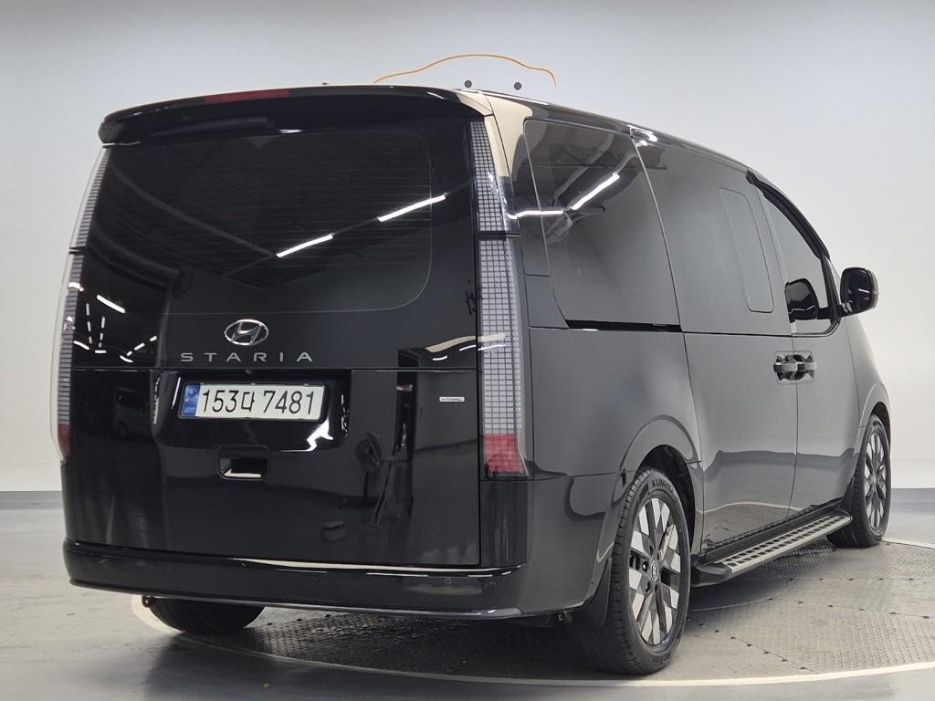 2024 HYUNDAI STARIA 