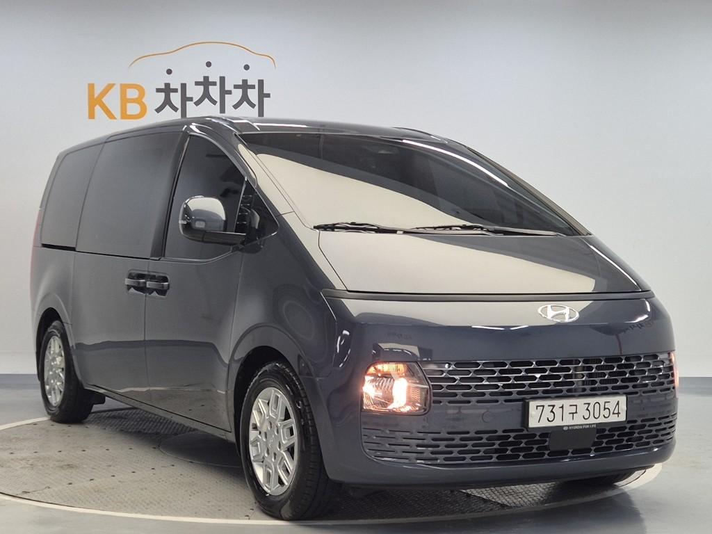 2023 HYUNDAI STARIA 