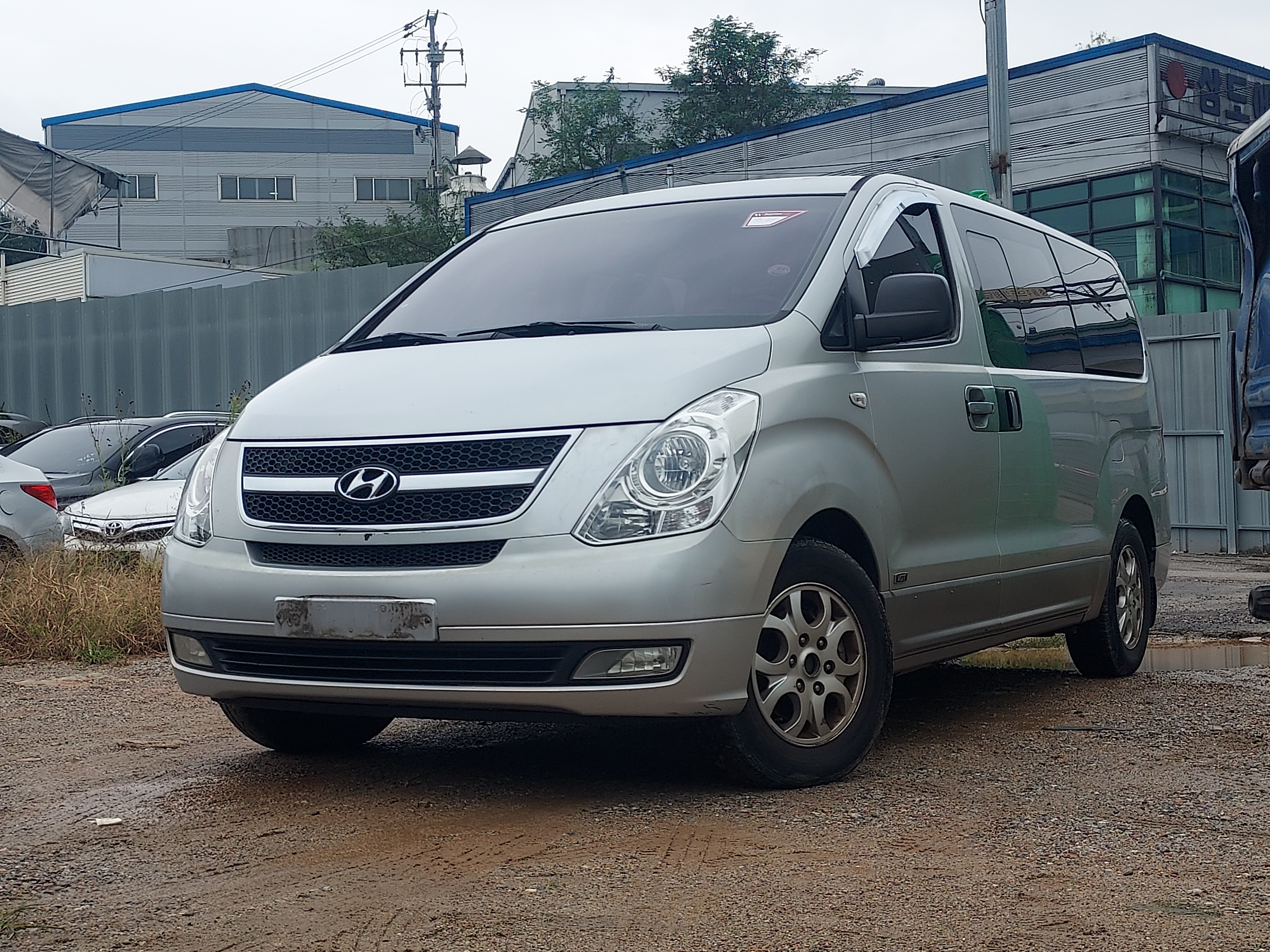2008 Hyundai Grand Starex