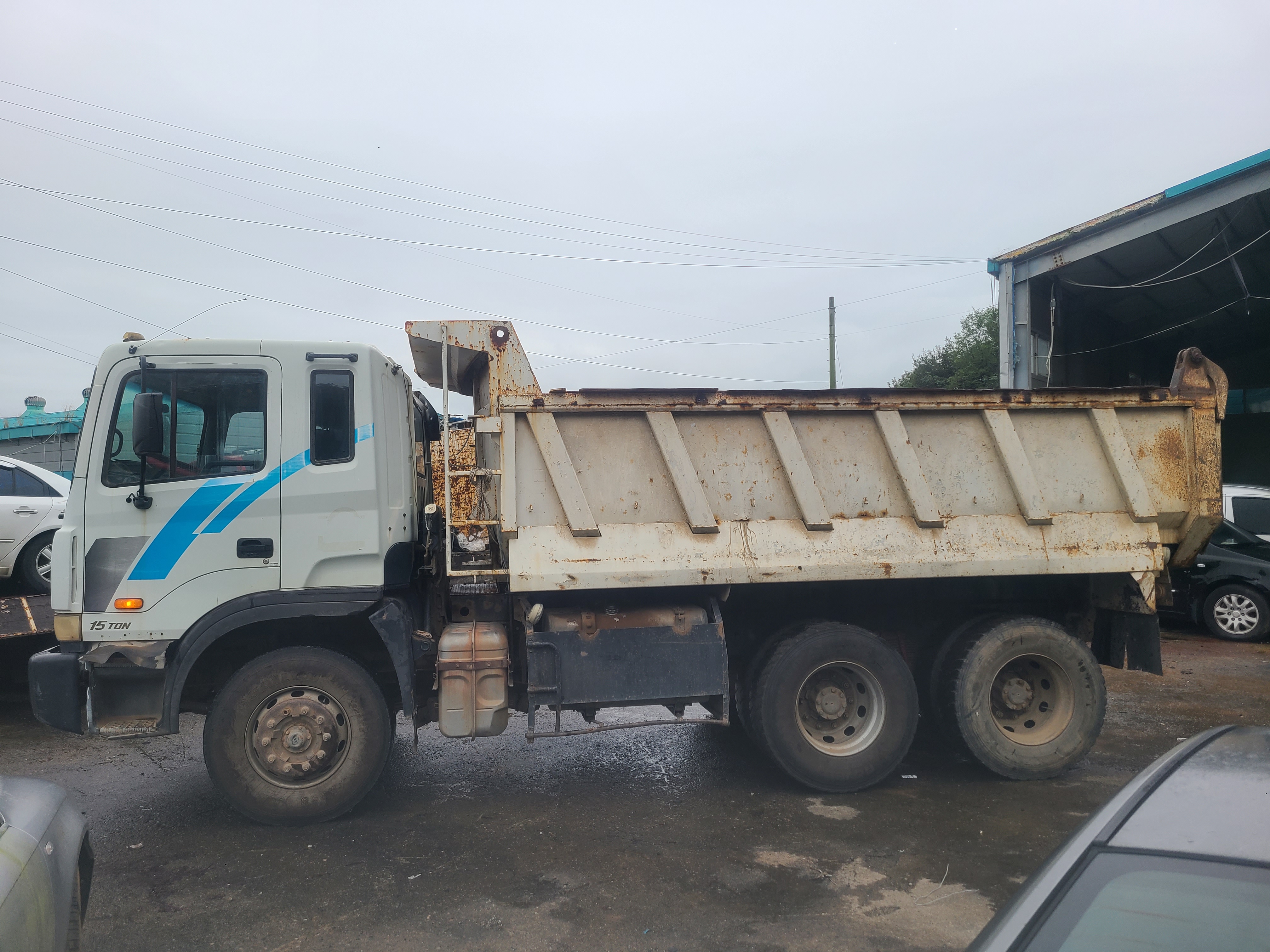 2003 Hyundai Mega Truck