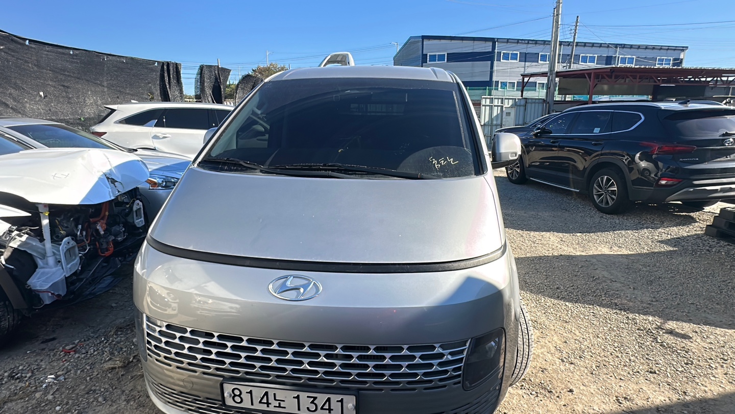 2022 Hyundai STARIA
