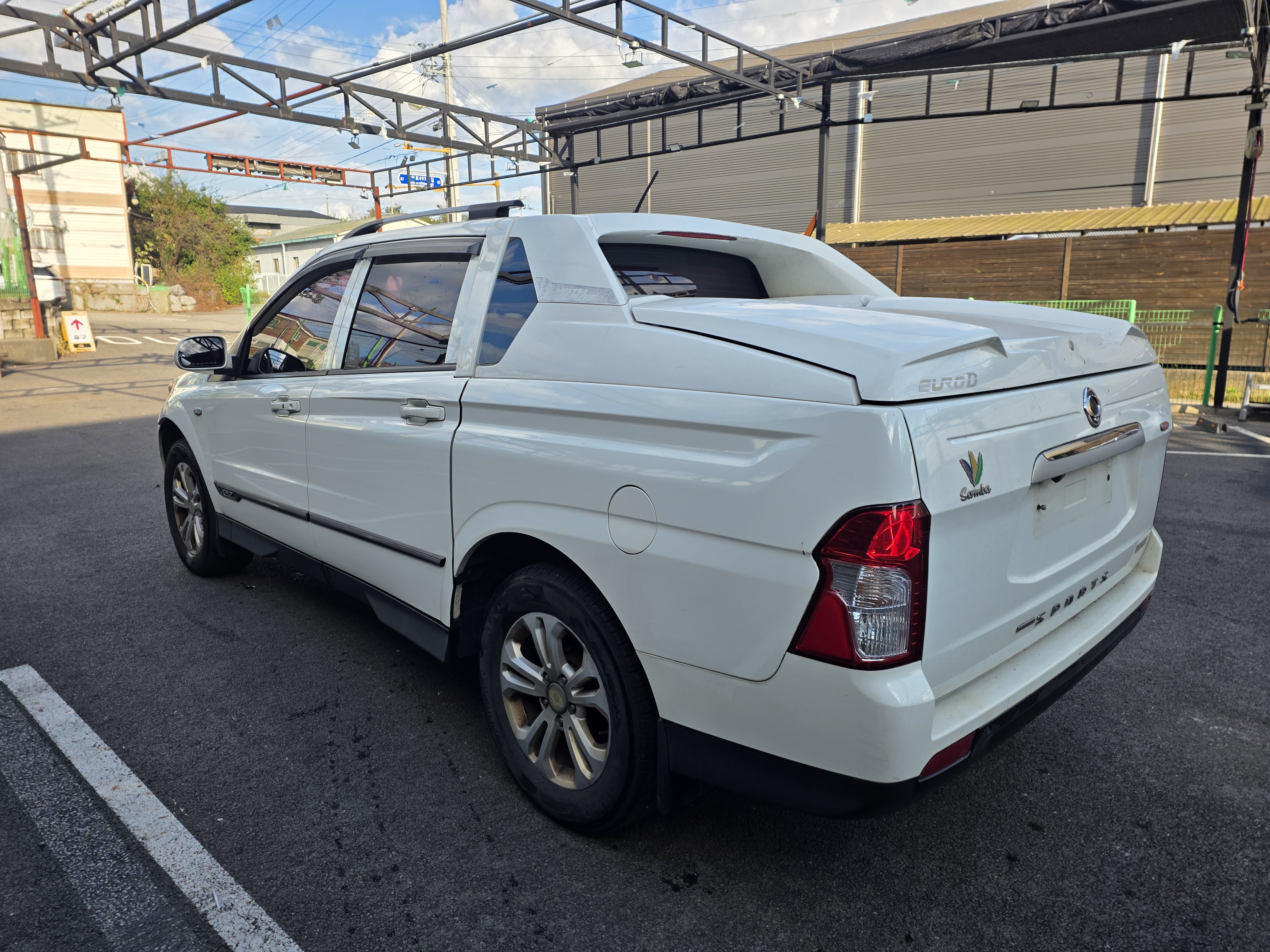 2017 KGM (Ssangyong) The New Korando Sports