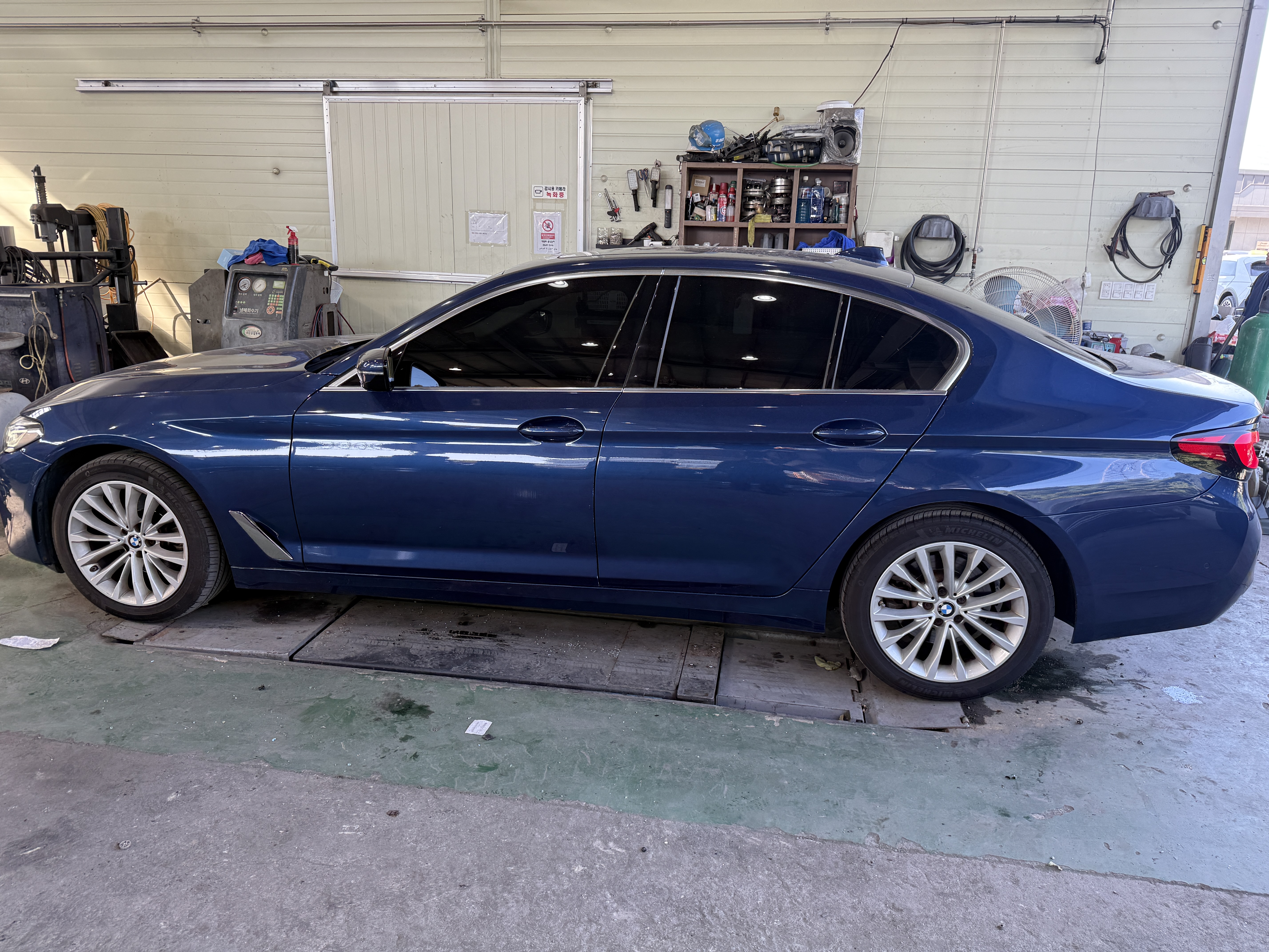 2021 BMW 5 Series G30