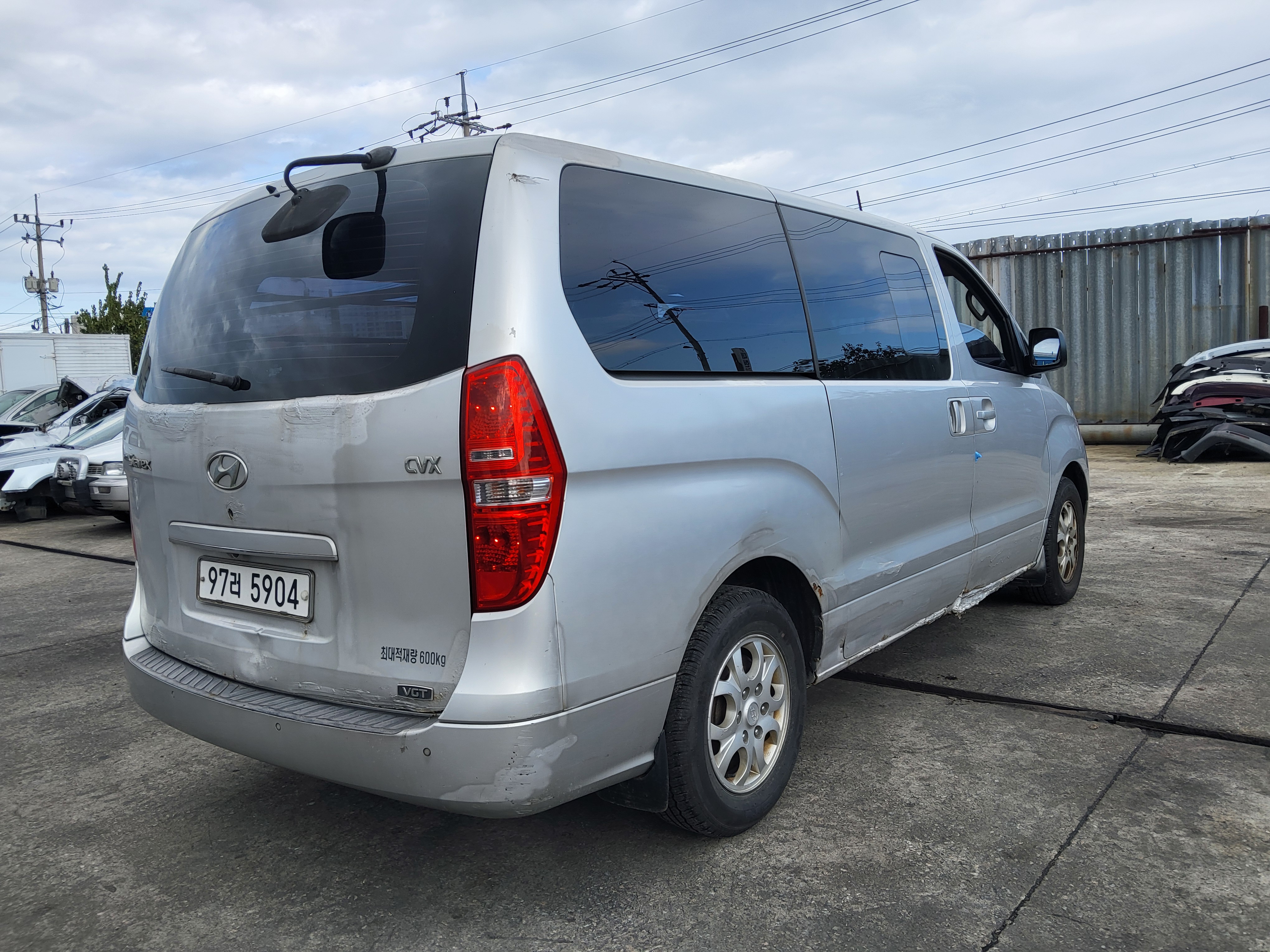 2009 Hyundai Grand Starex