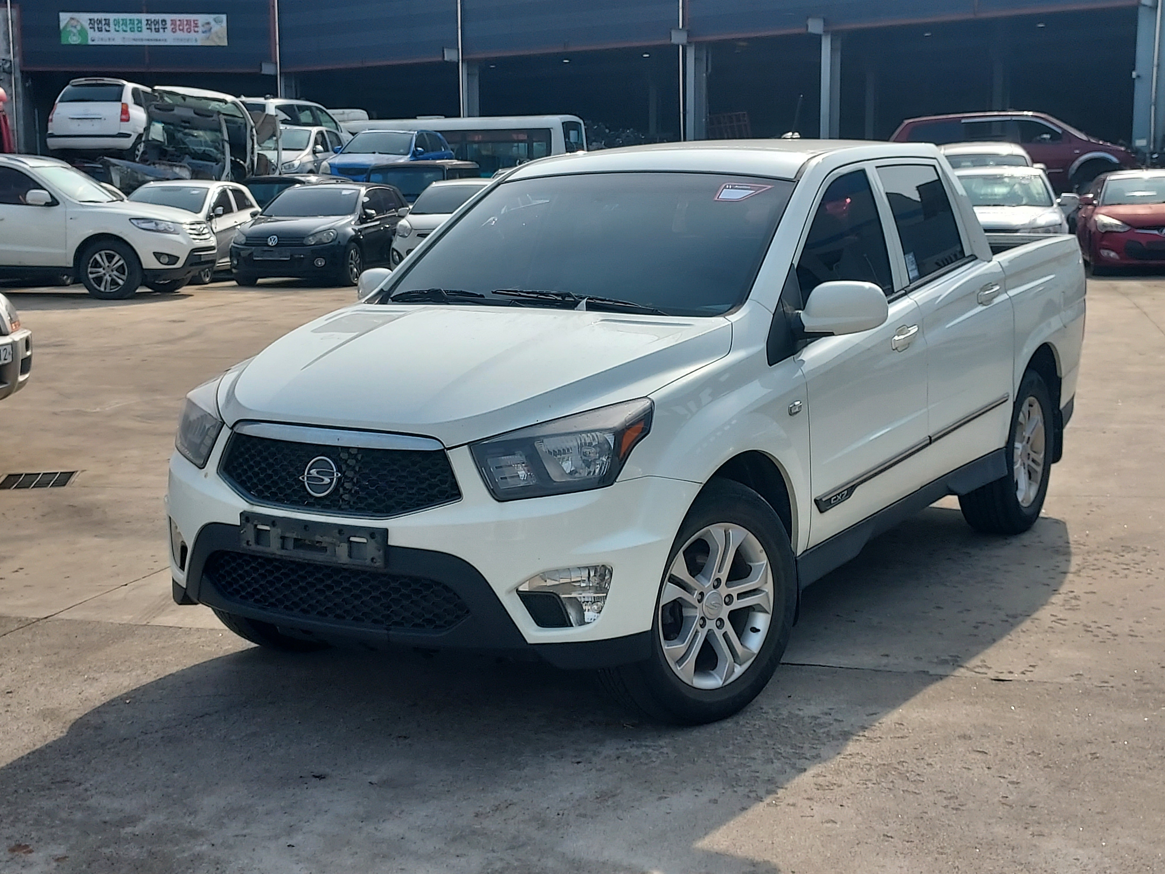 2013 KGM (Ssangyong) Korando Sports