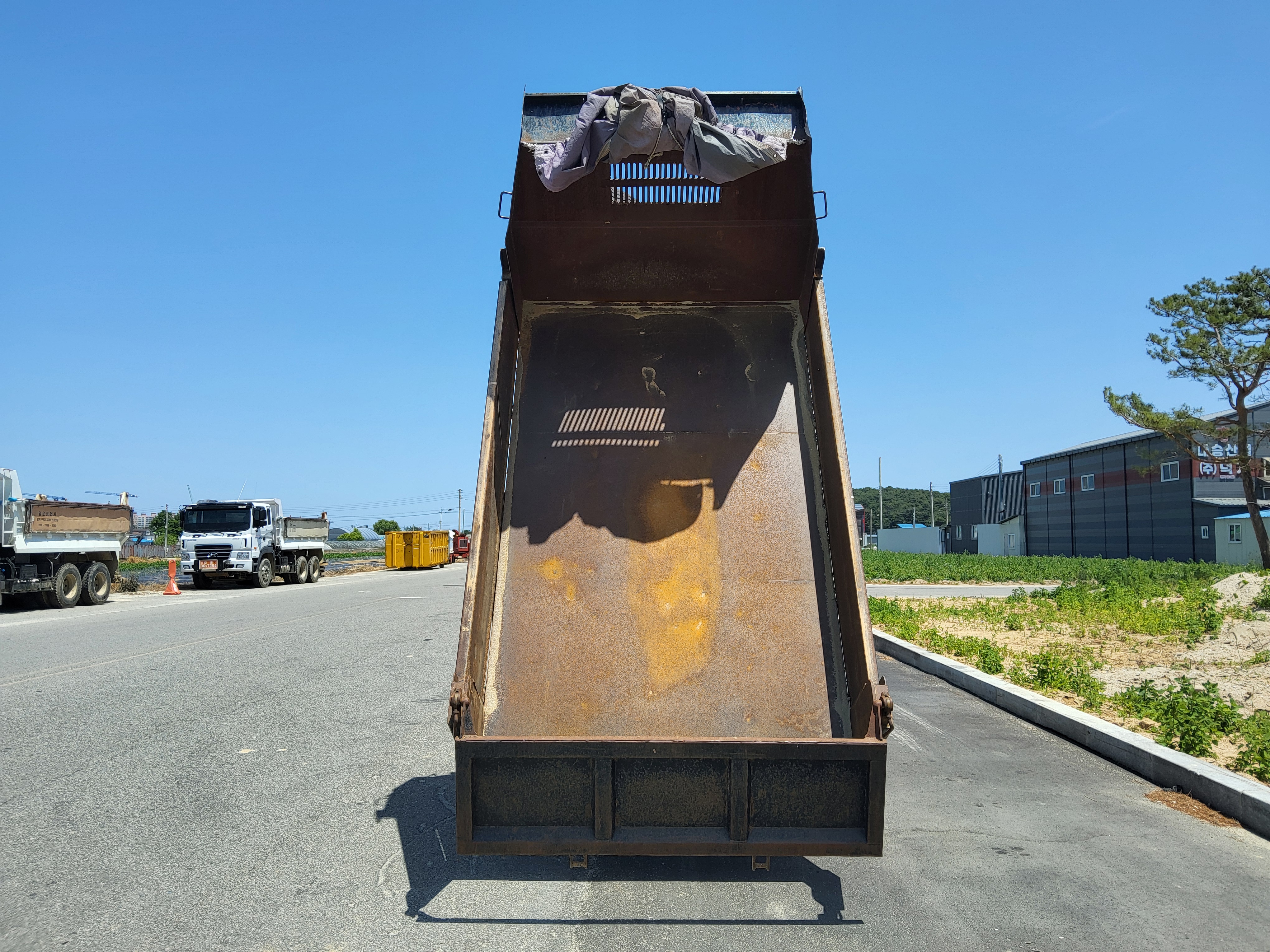 2002 Hyundai Mighty Dump