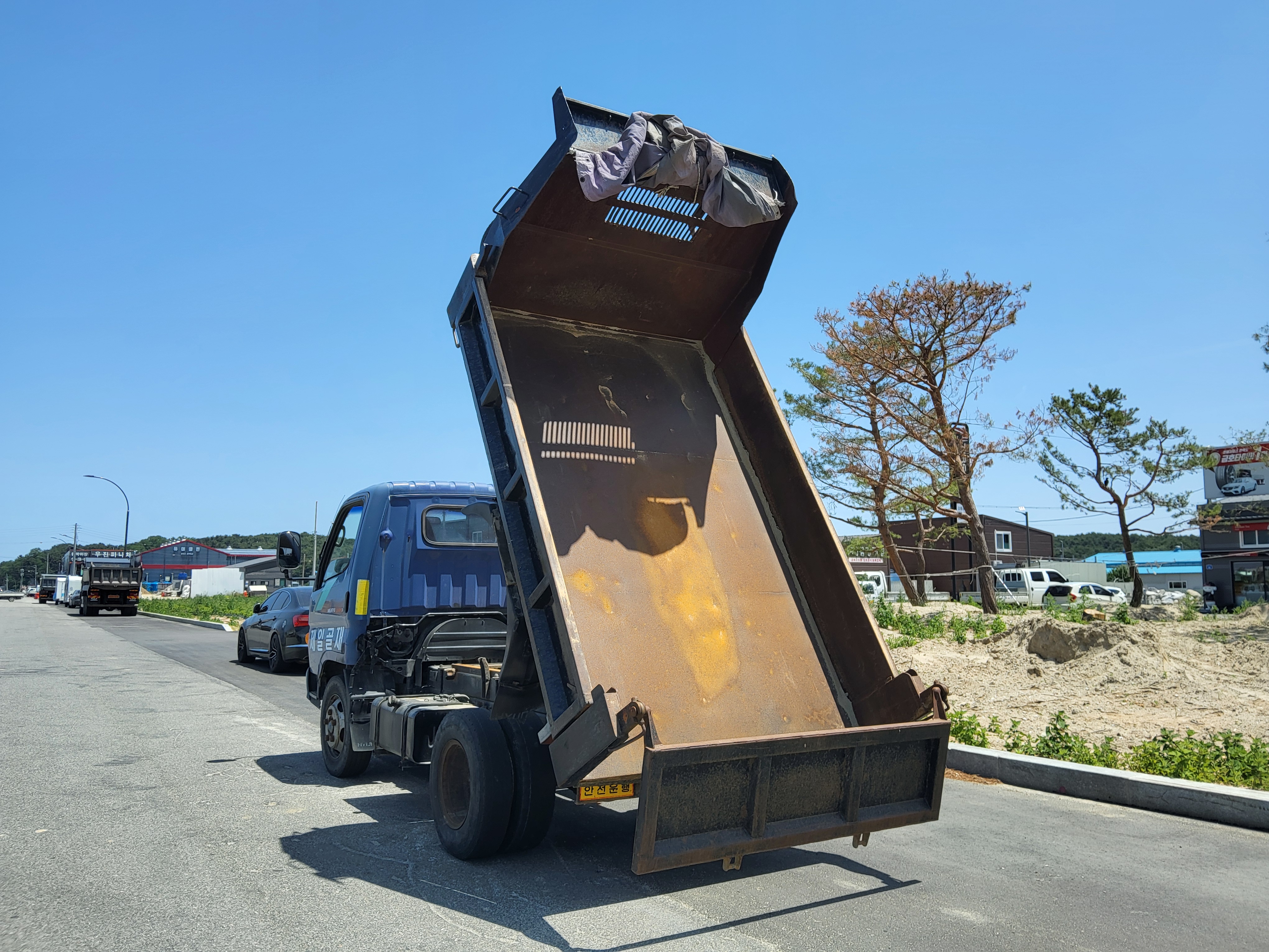 2002 Hyundai Mighty Dump