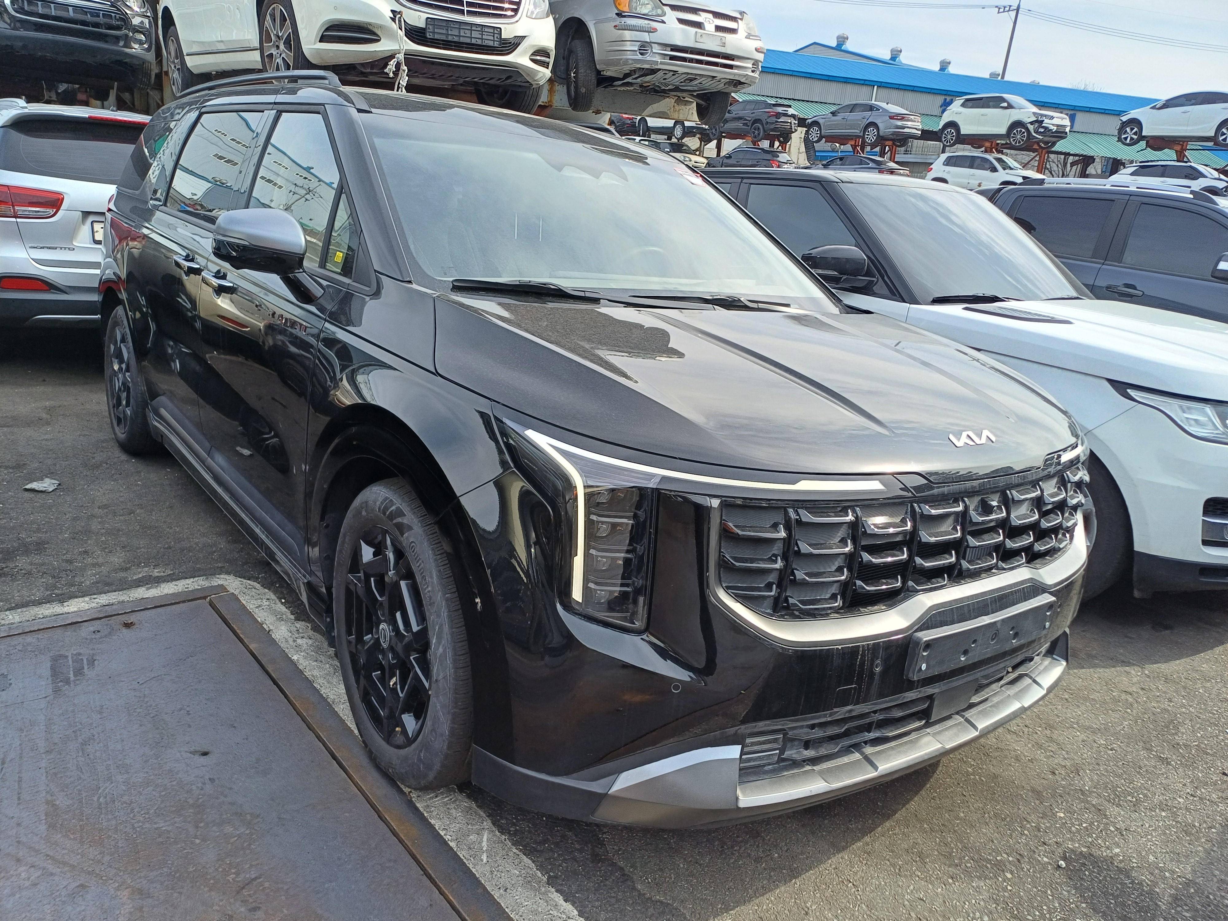 2025 Kia Carnival