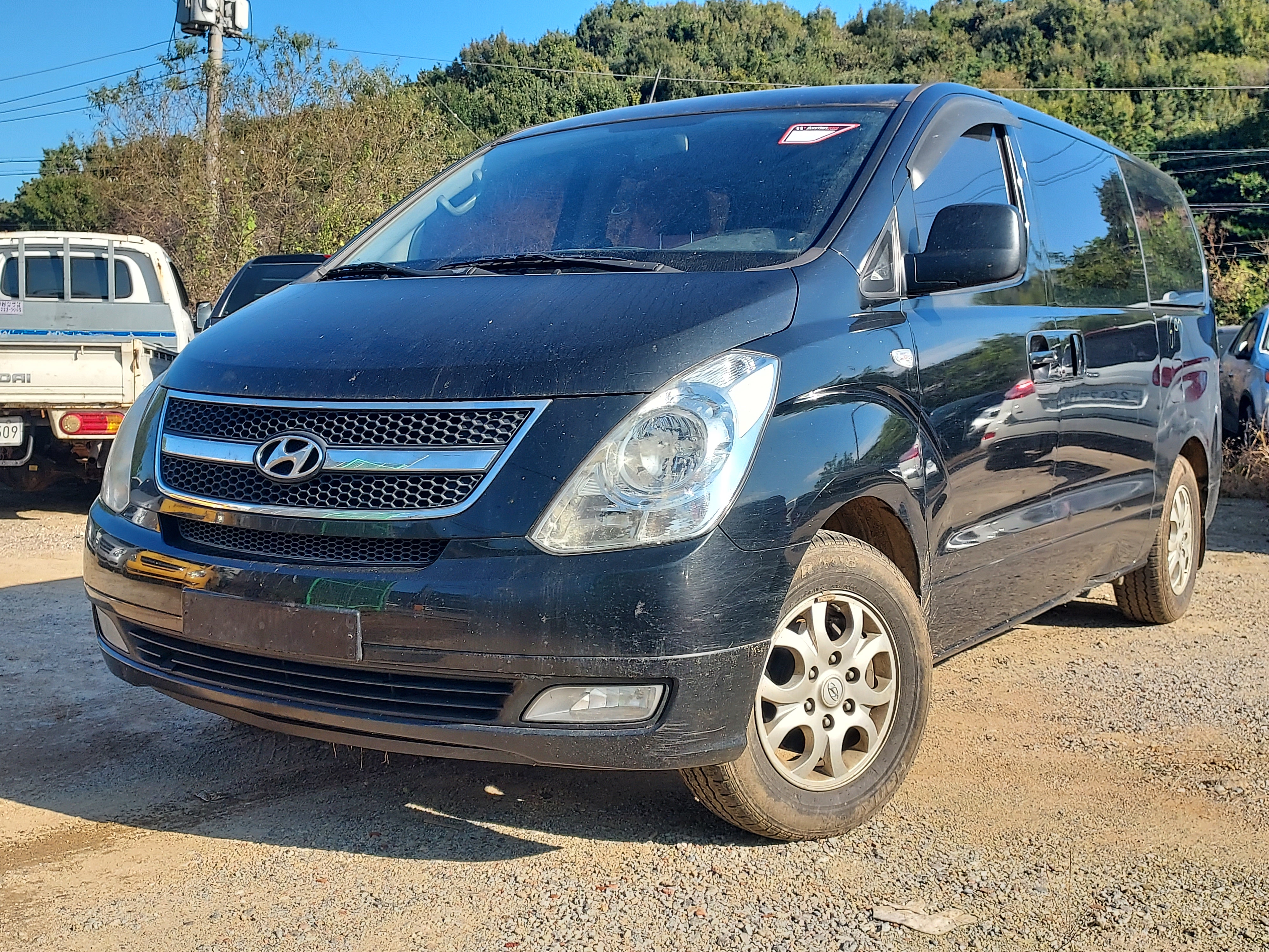 2011 Hyundai Grand Starex