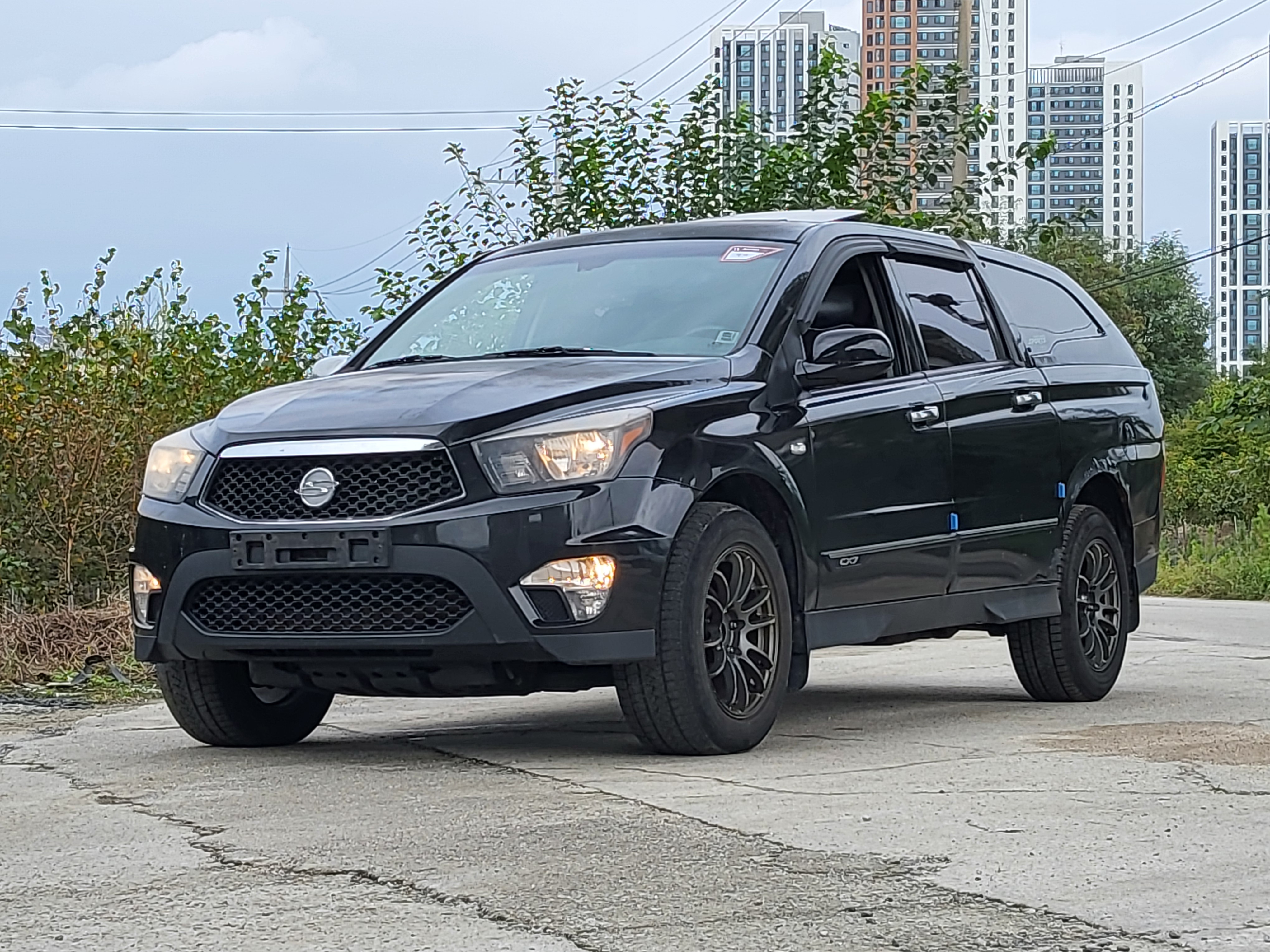 2013 KGM (Ssangyong) Korando Sports