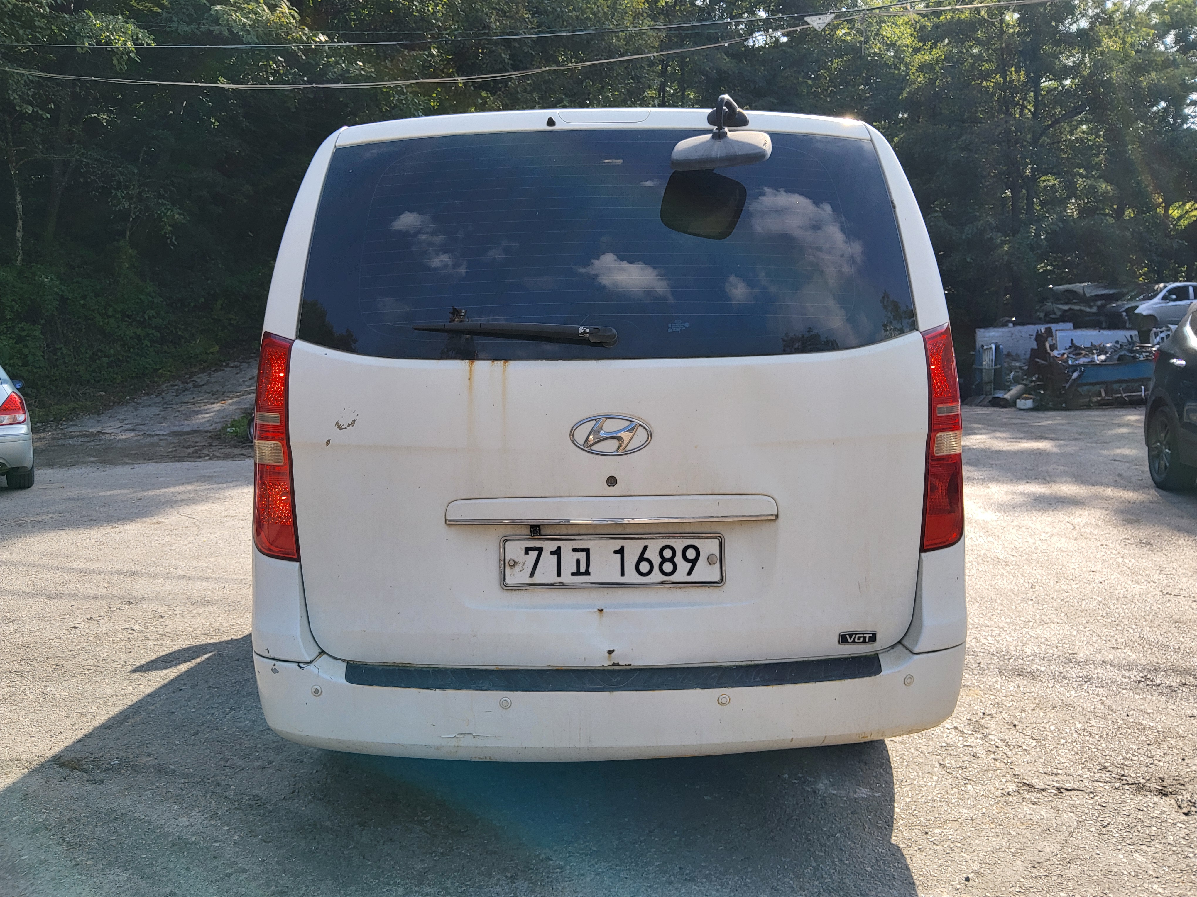 2011 Hyundai Grand Starex