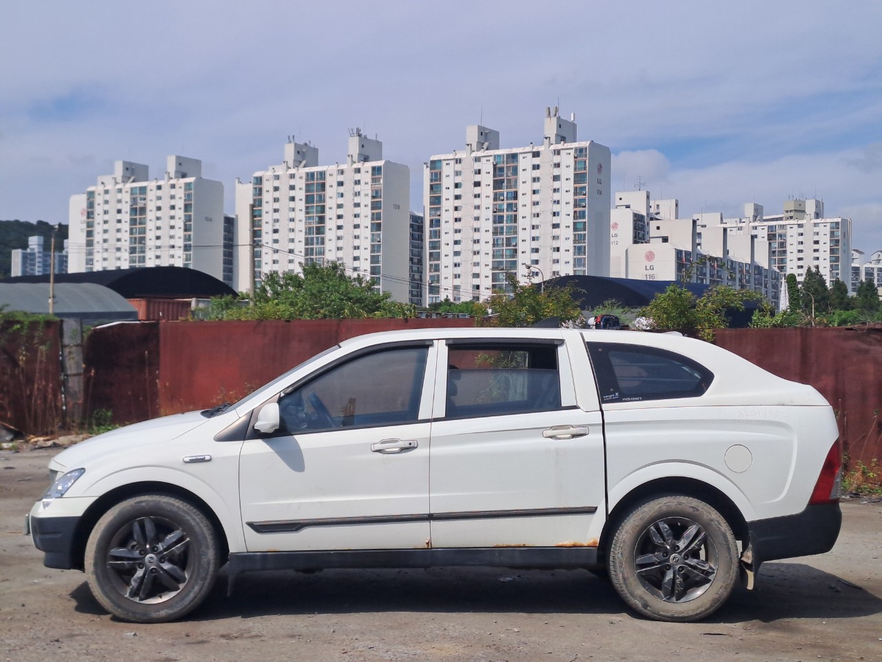 2011 KGM (Ssangyong) Actyon Sports