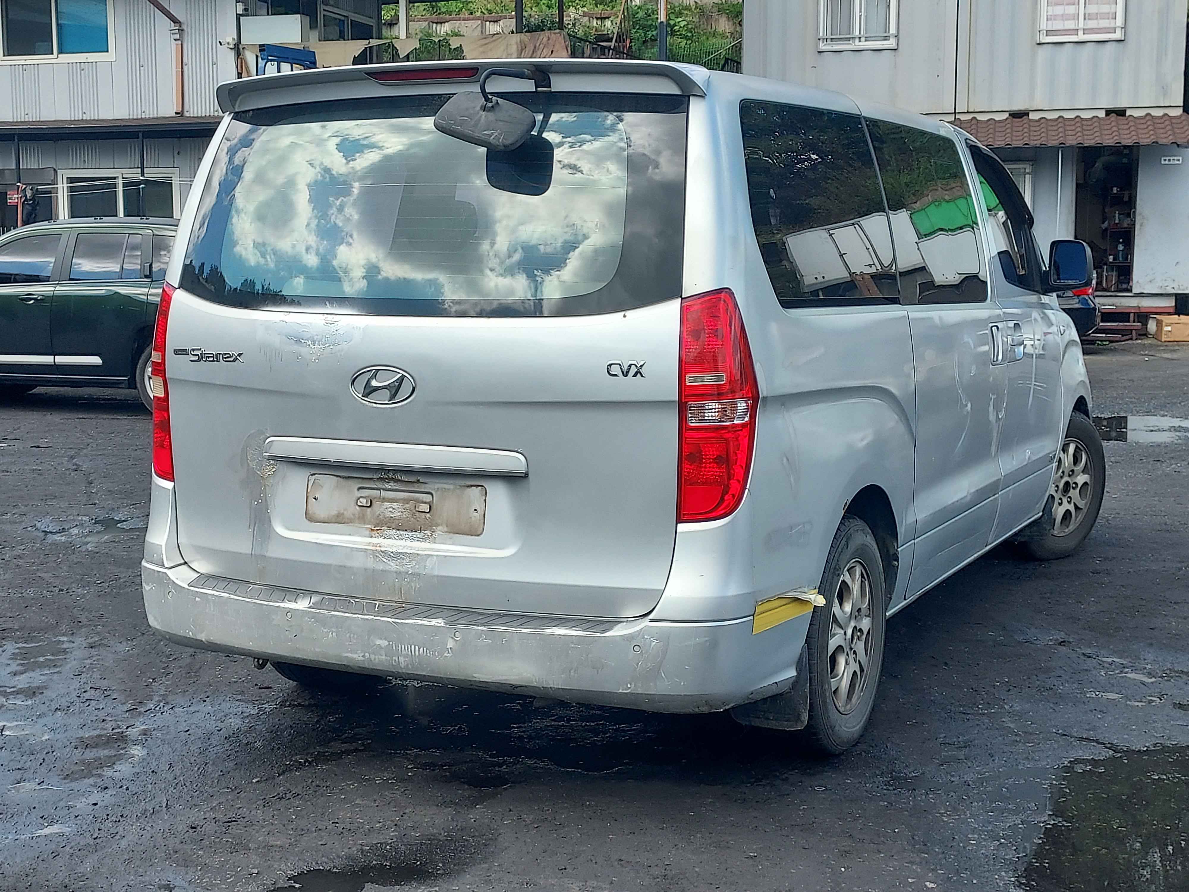 2009 Hyundai Grand Starex