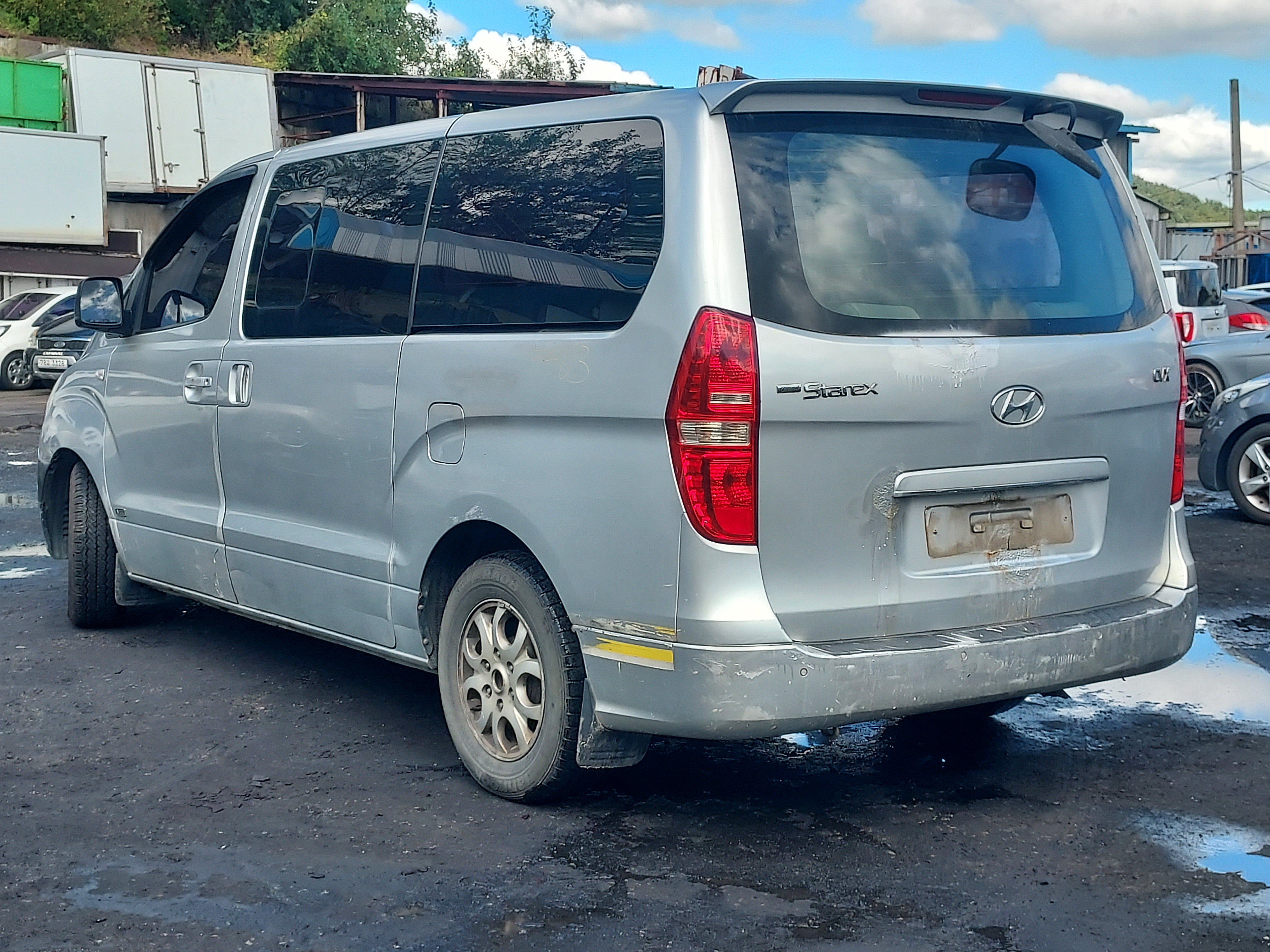 2009 Hyundai Grand Starex