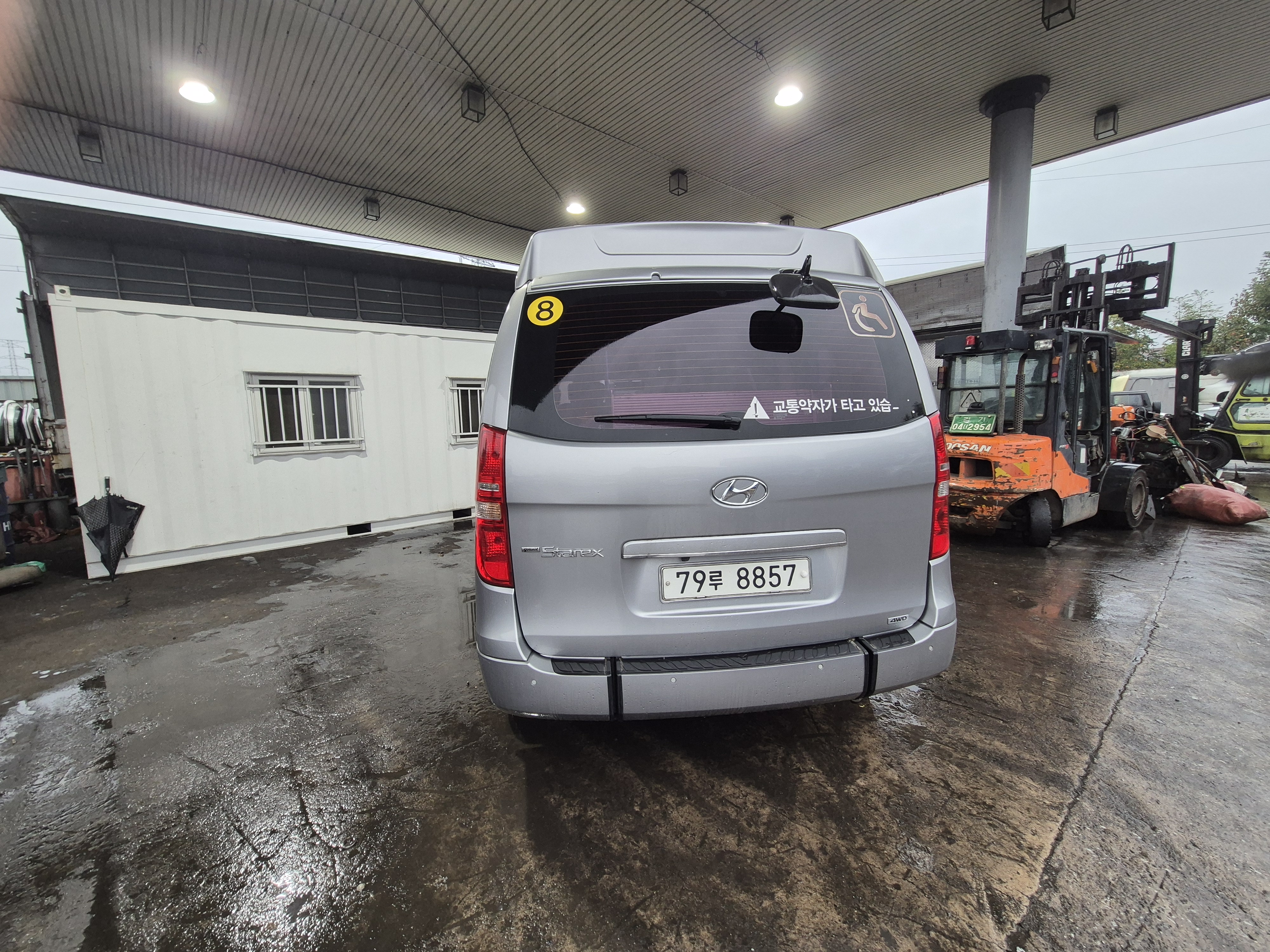 2014 Hyundai Grand Starex