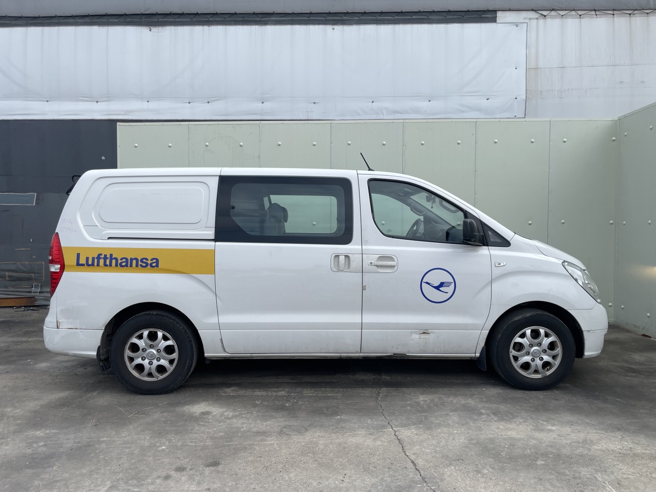 2015 Hyundai Grand Starex