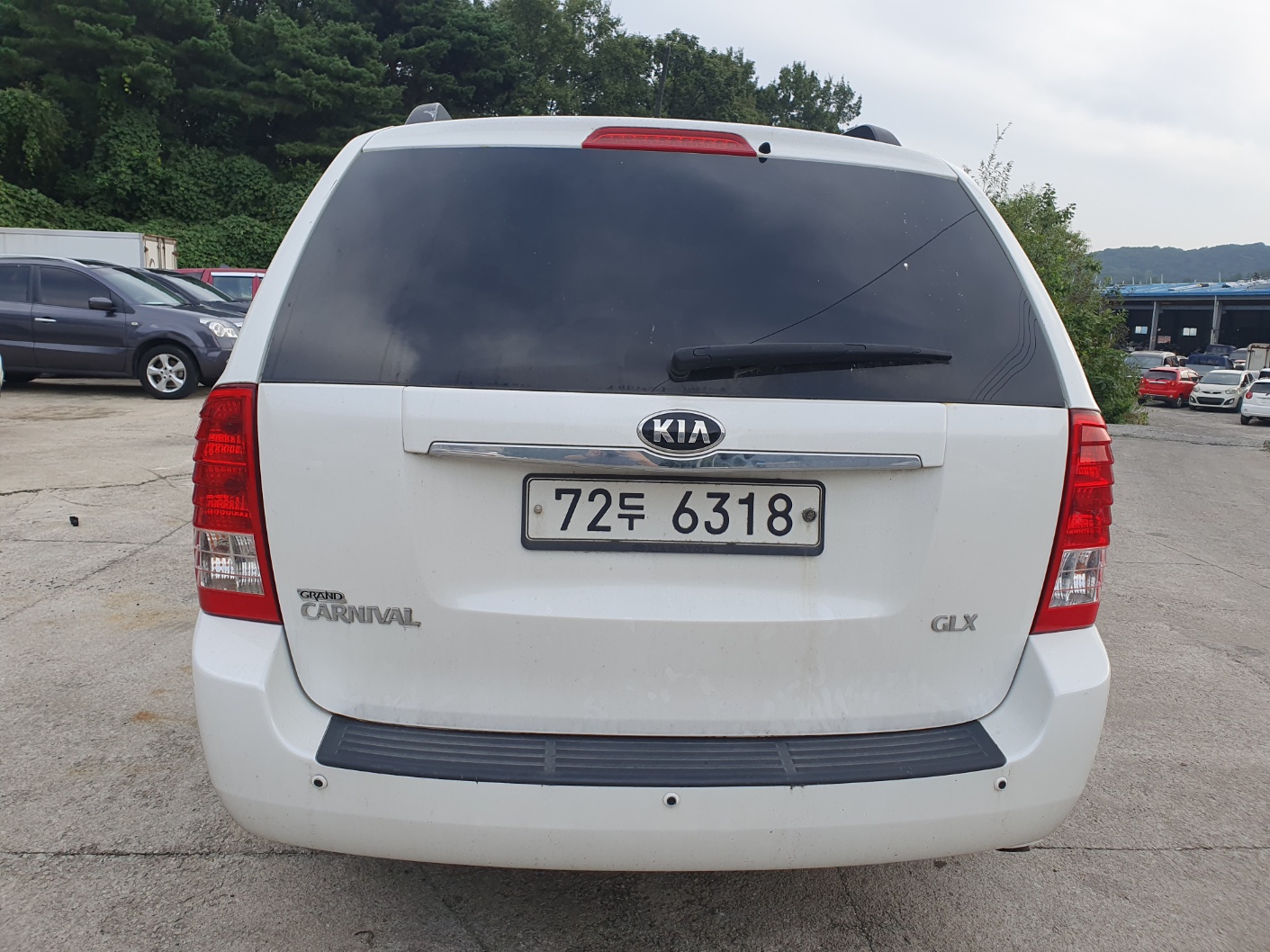 2014 Kia Grand Carnival R
