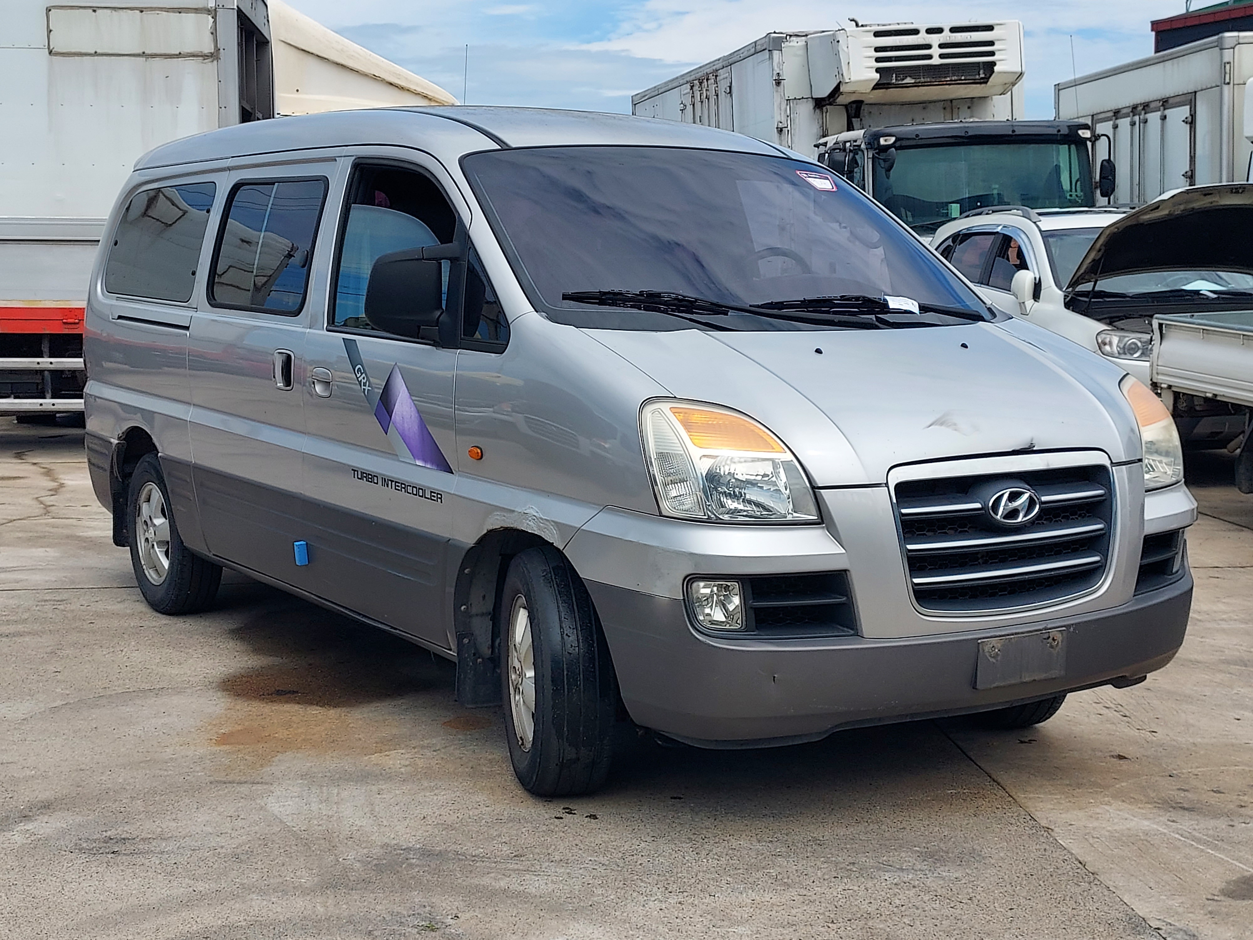 2006 Hyundai Starex
