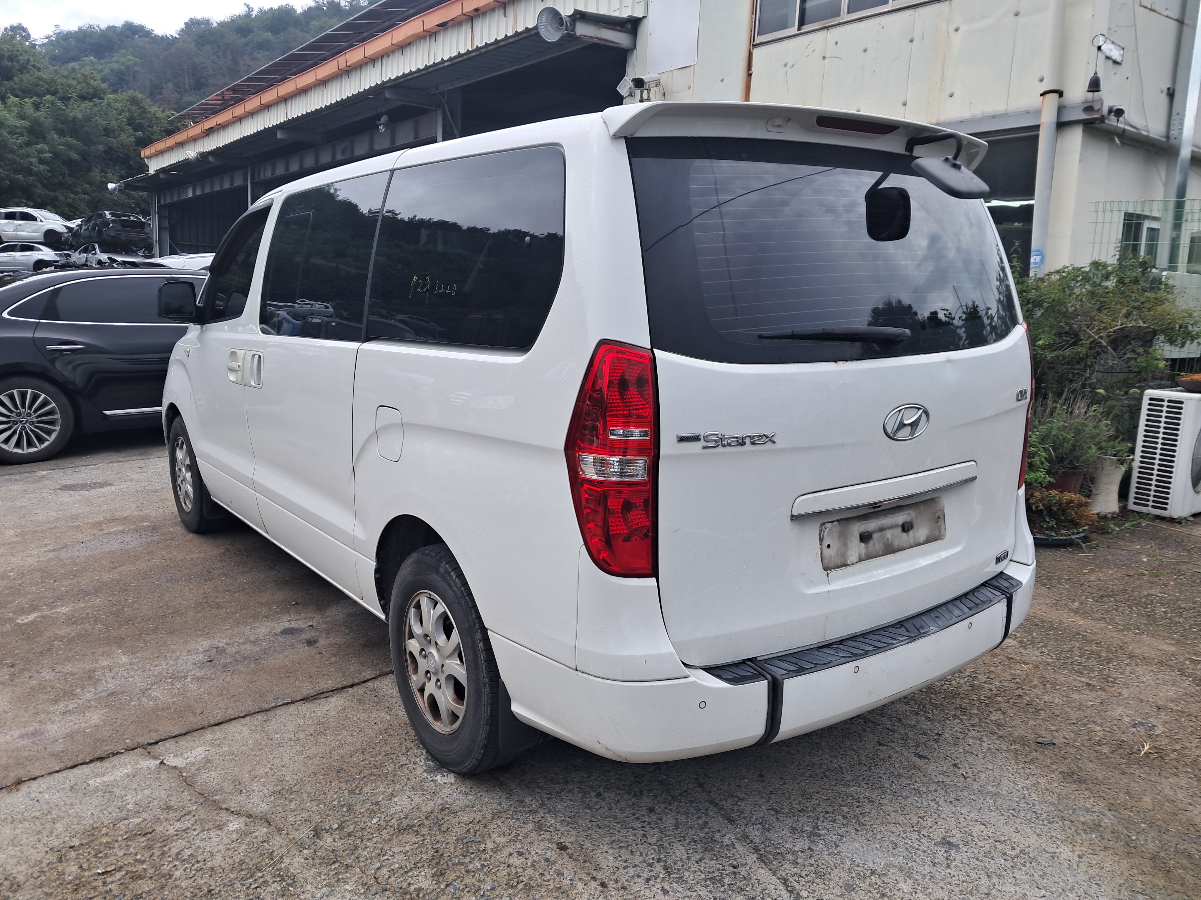 2009 Hyundai Grand Starex