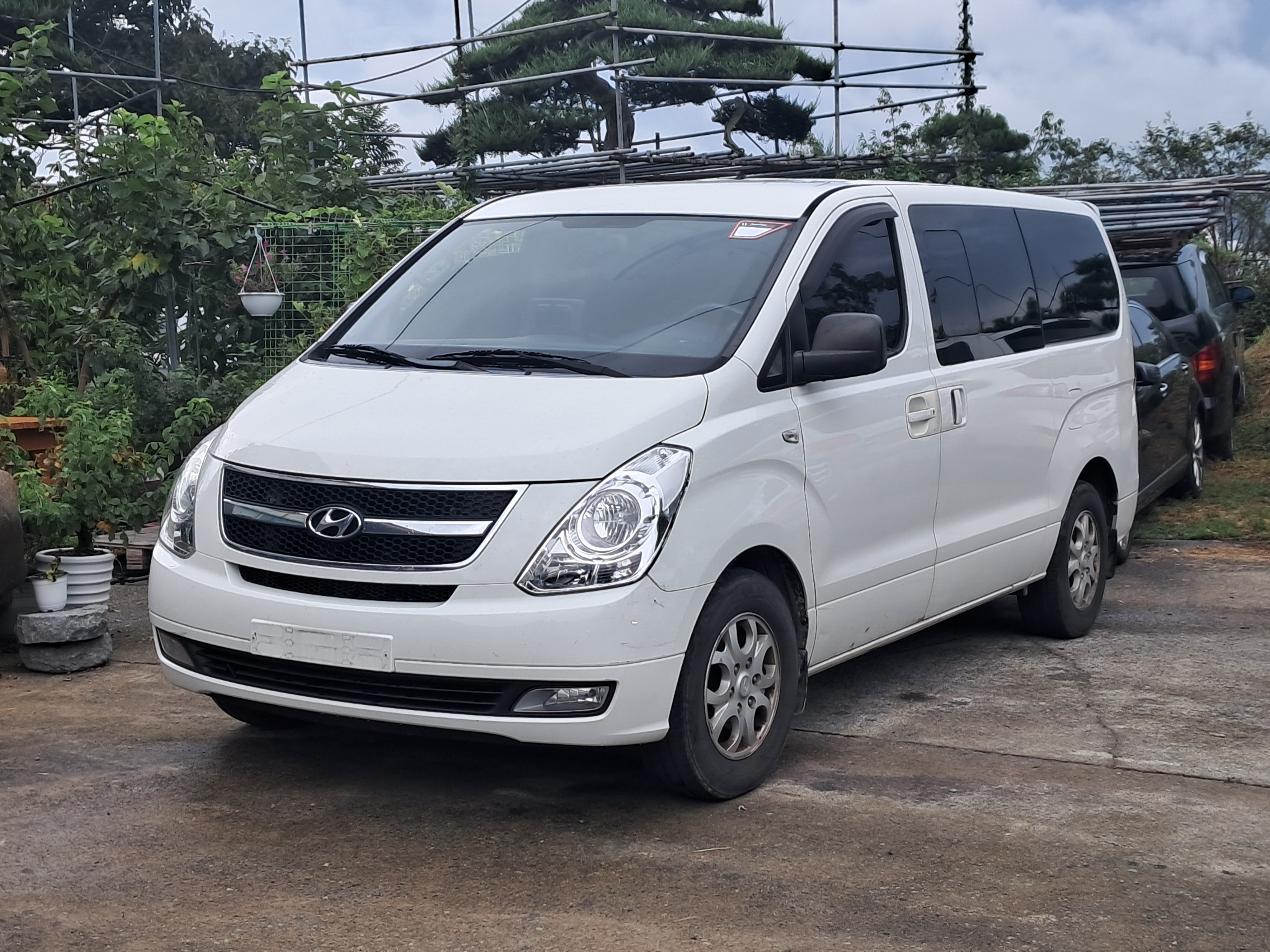 2009 Hyundai Grand Starex