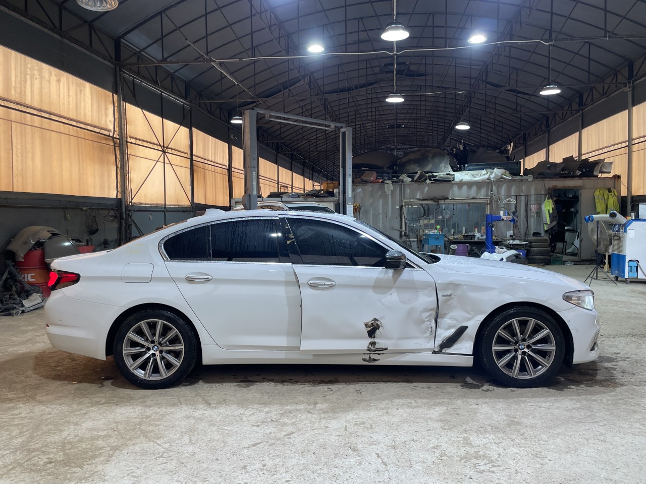 2018 BMW 5 Series G30