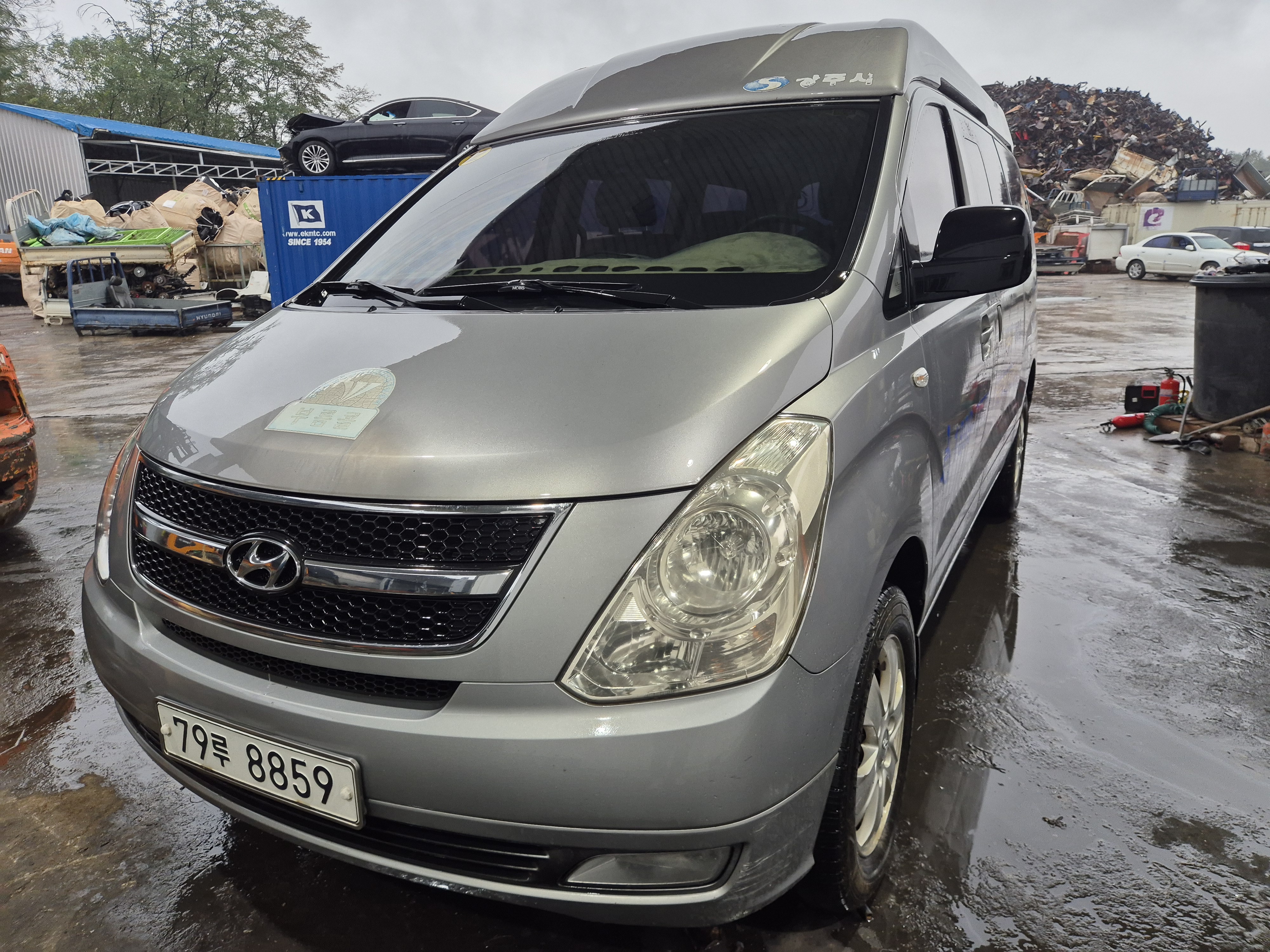 2014 Hyundai Grand Starex