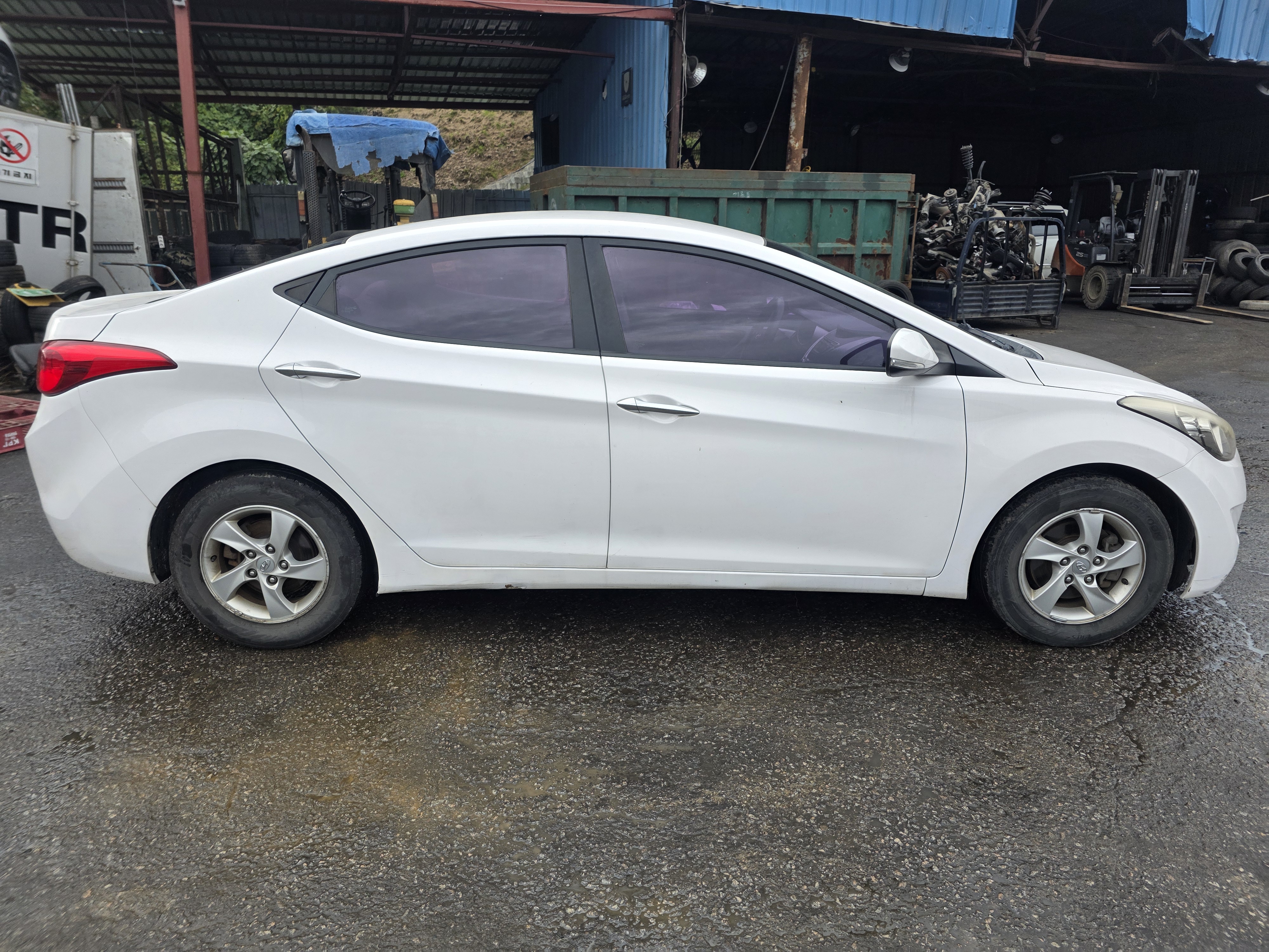 2013 Hyundai Avante MD