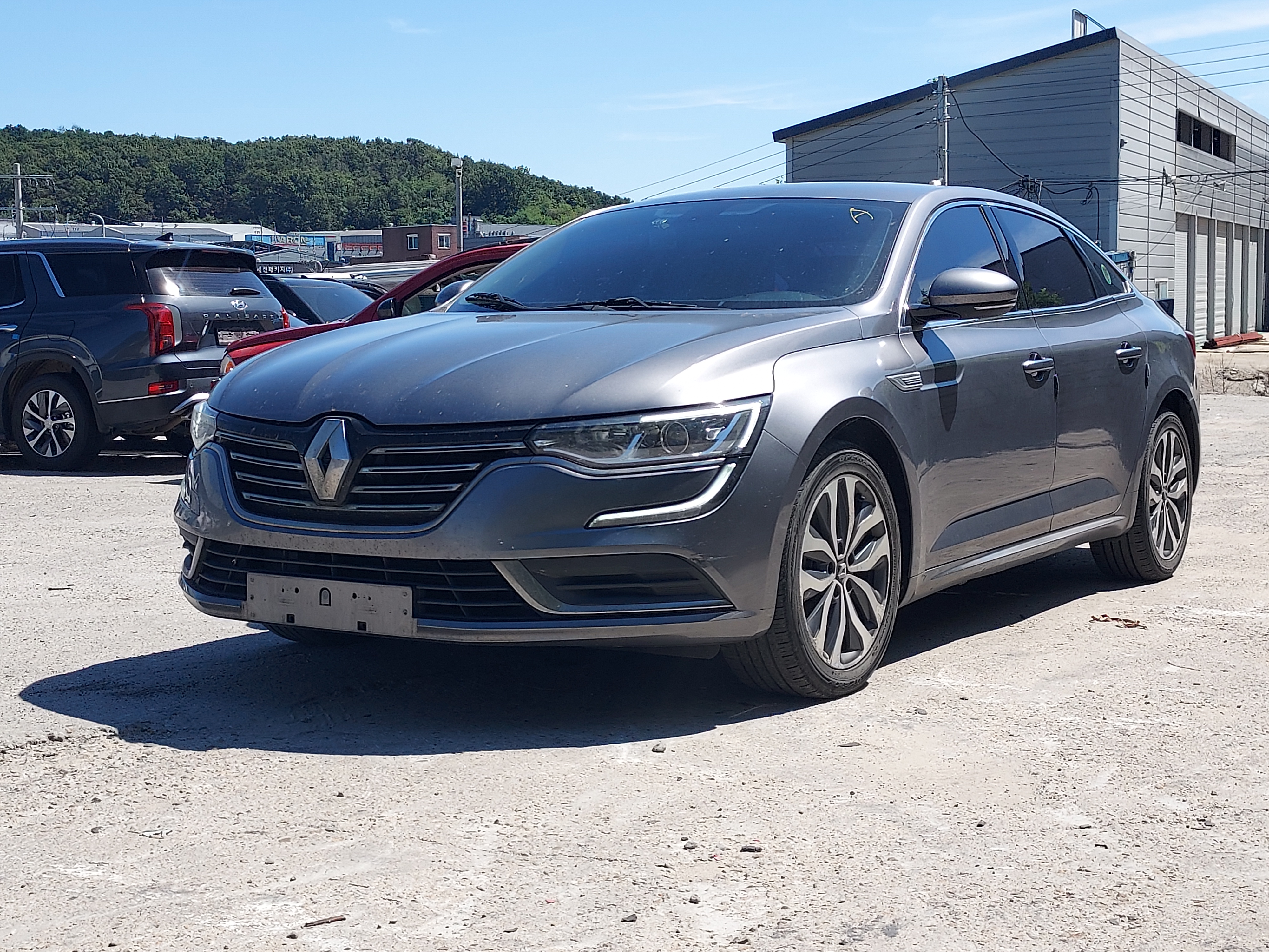 2016 Renault SM6