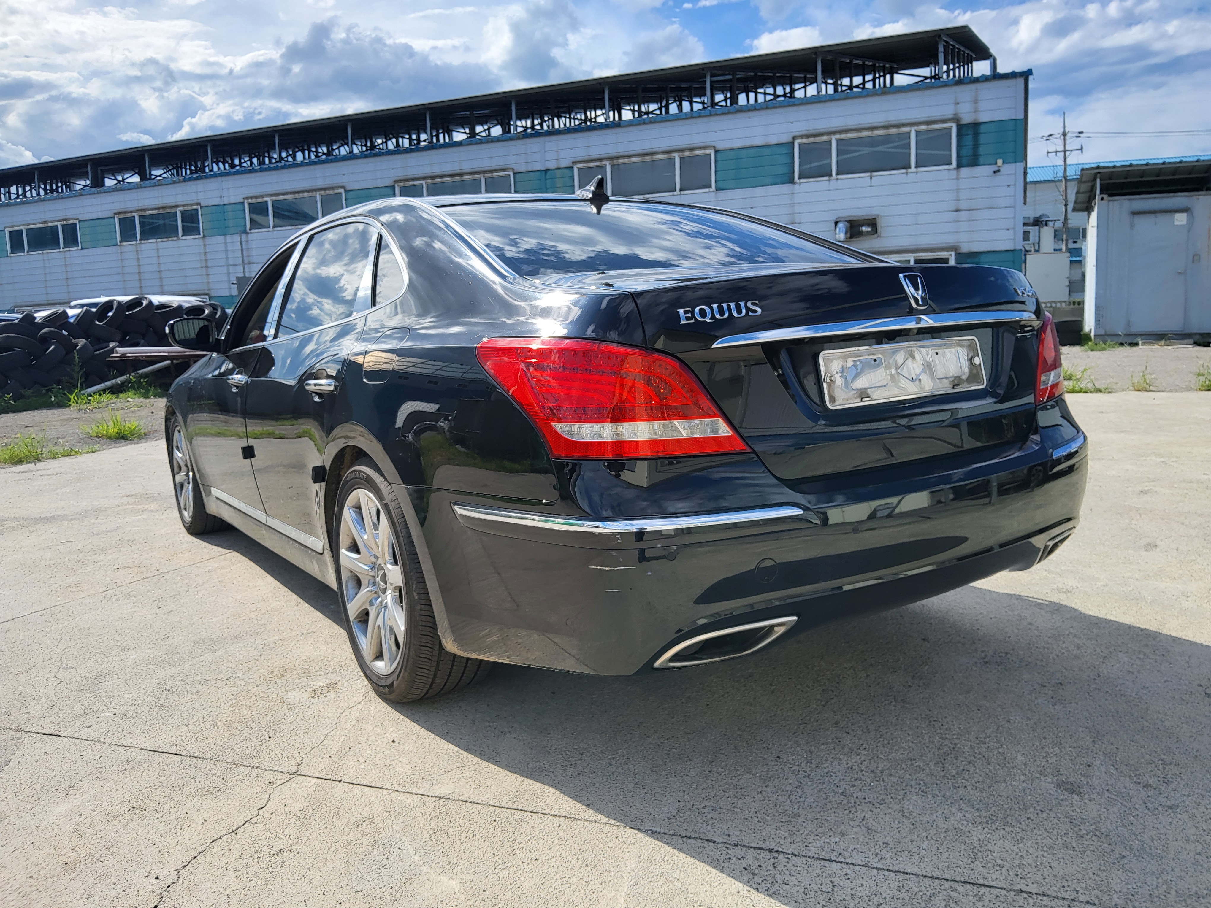 2010 Hyundai Equus(New)