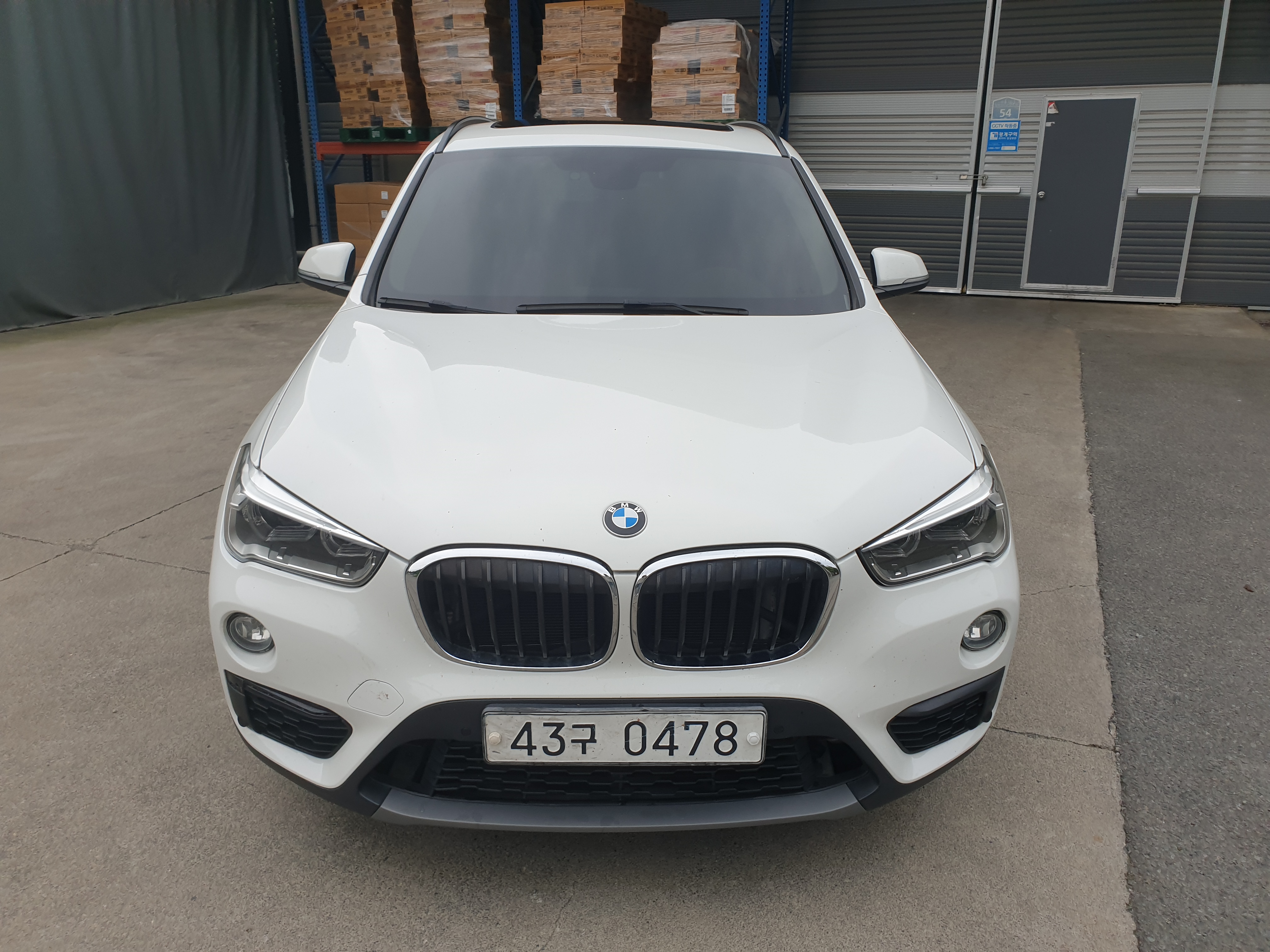 2016 BMW X1 (F48)